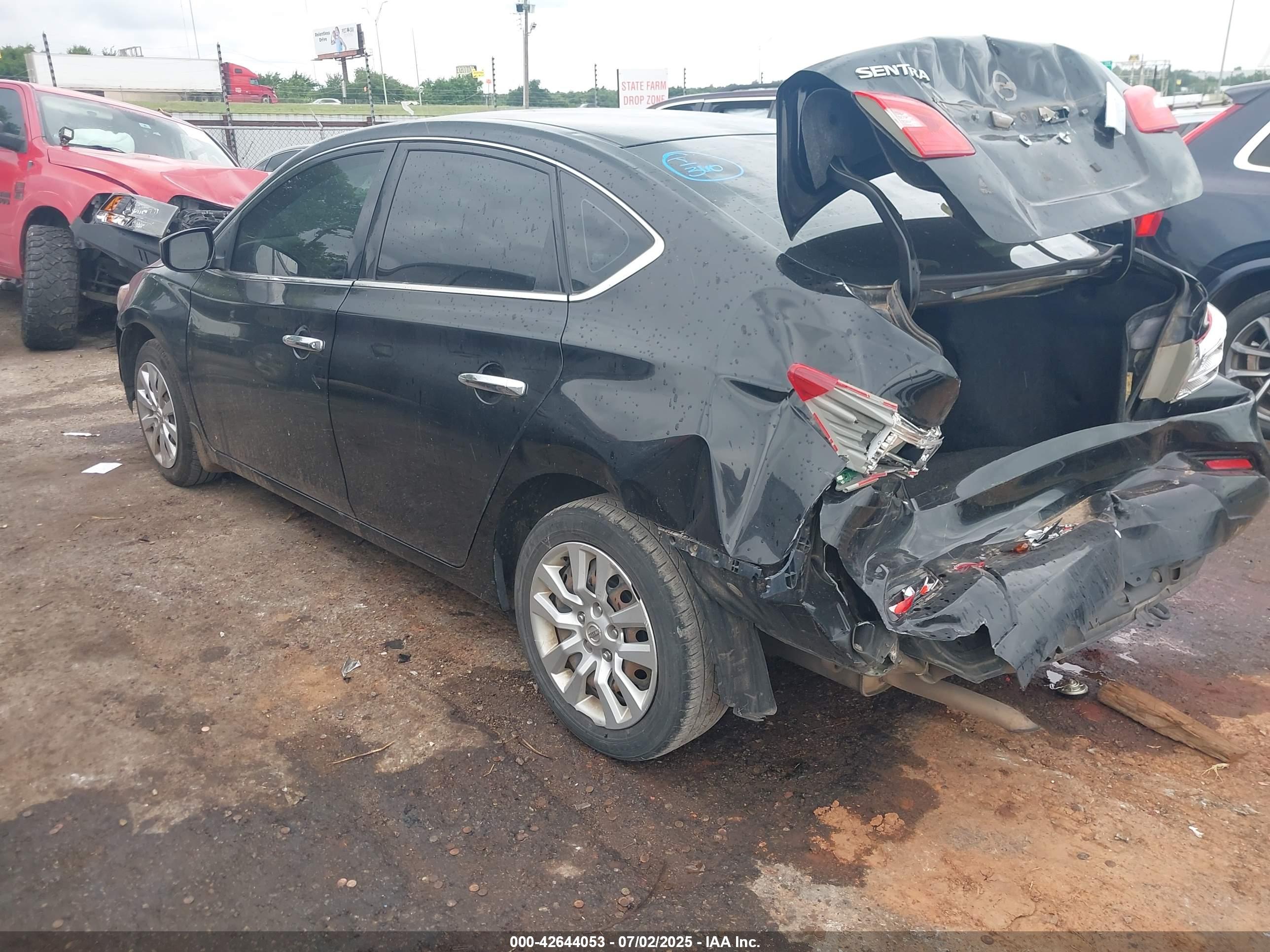 NISSAN SENTRA image 3