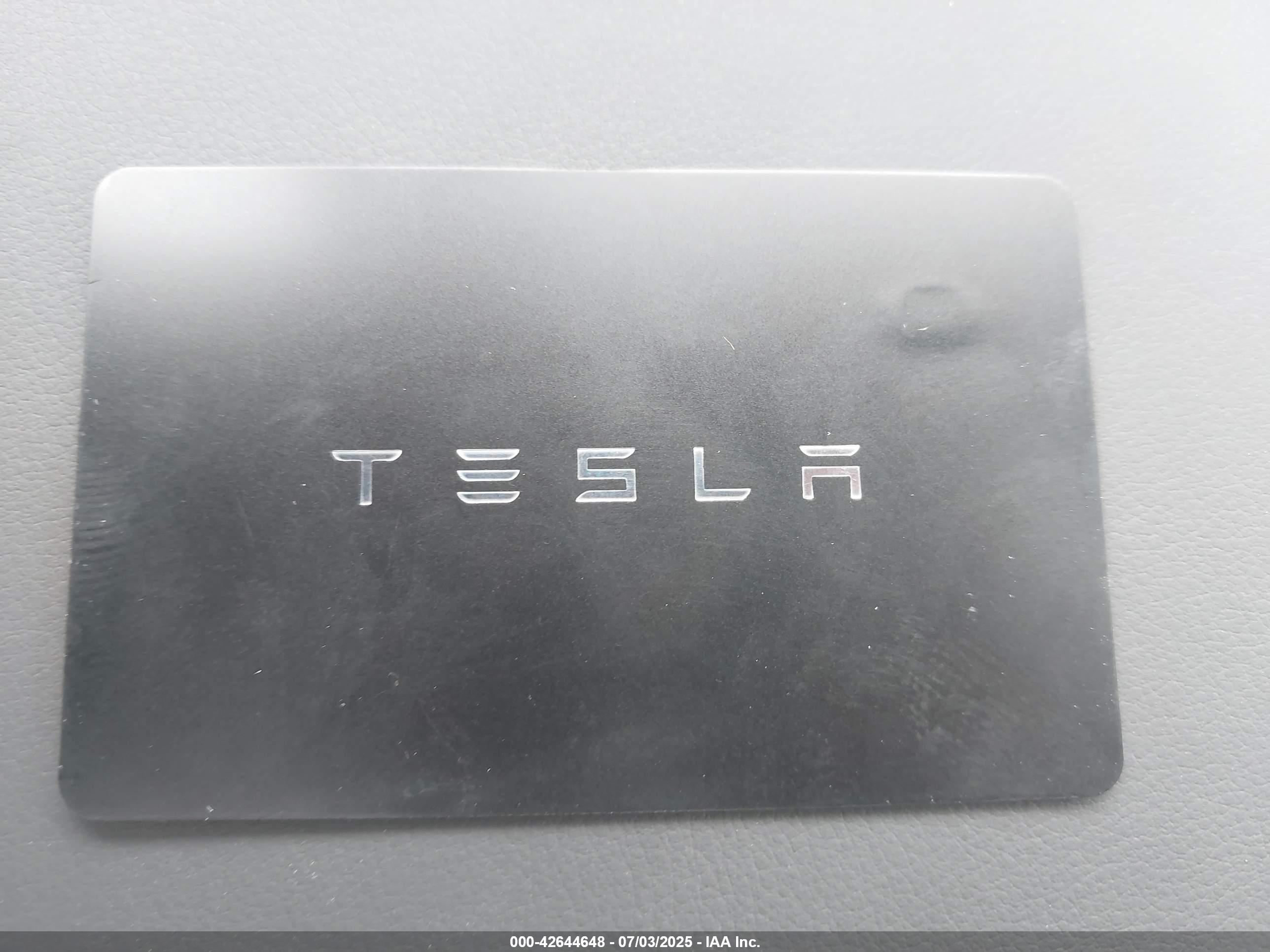 TESLA MODEL image 11