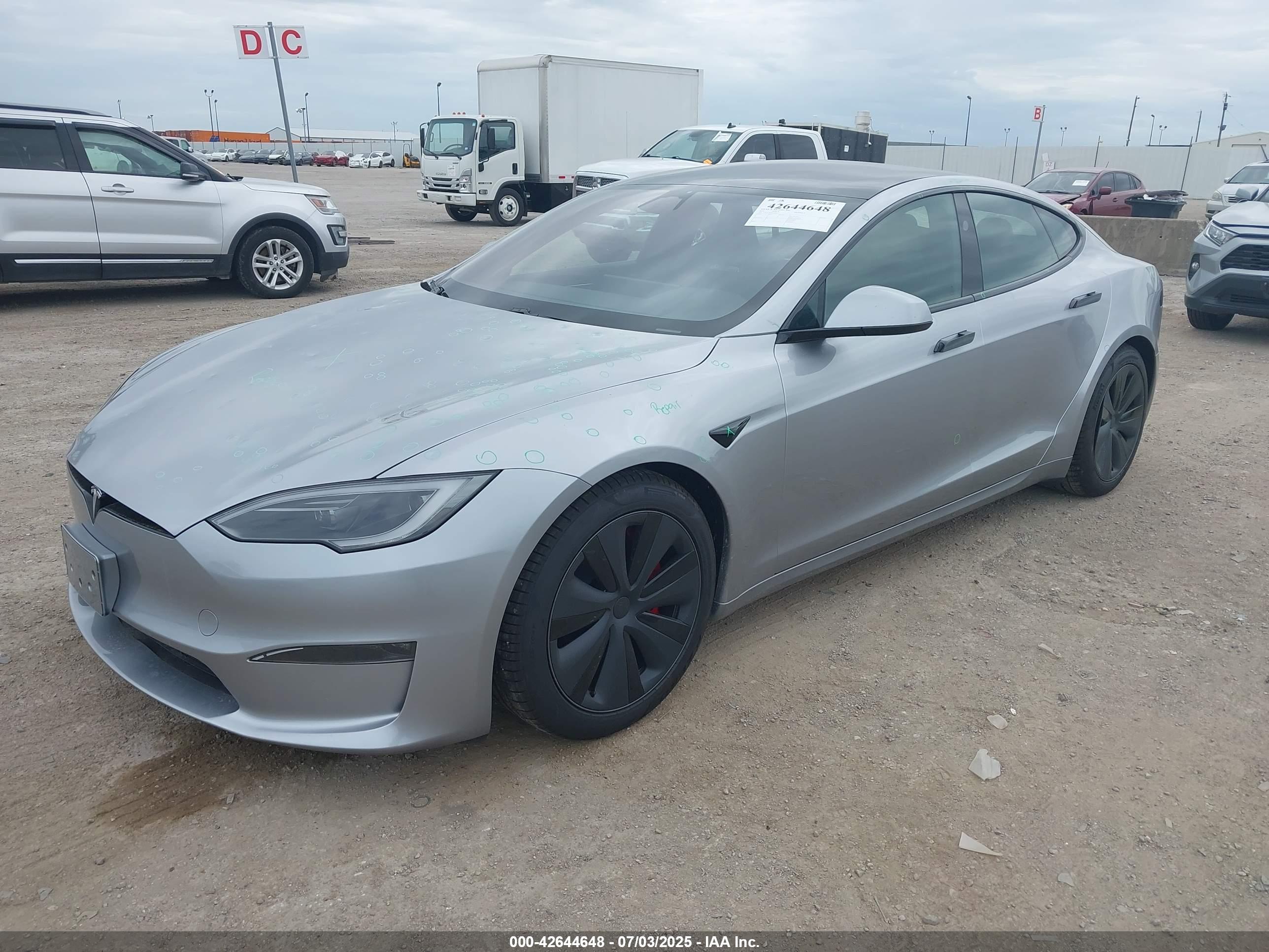 TESLA MODEL image 2