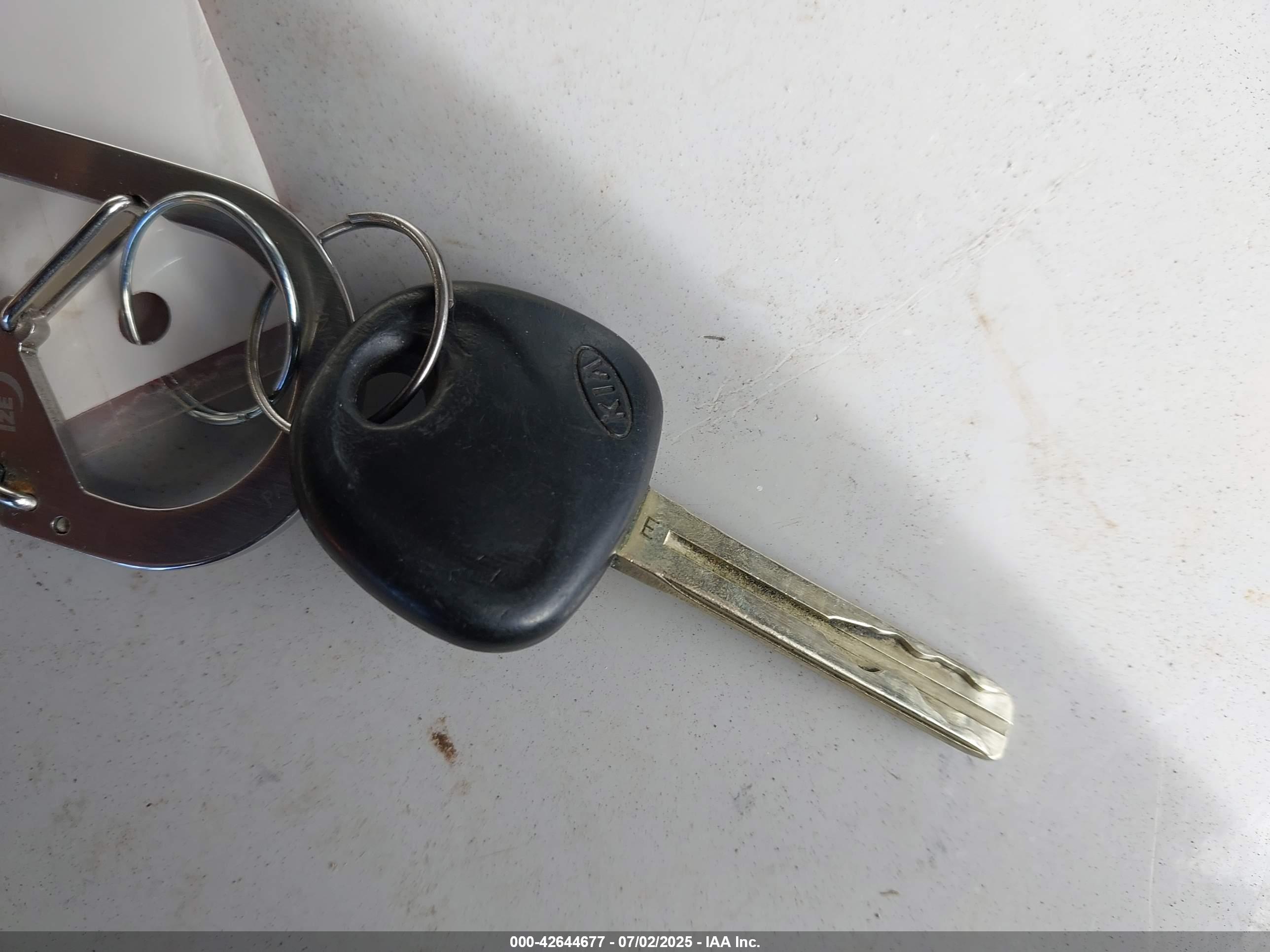 KIA RIO image 11