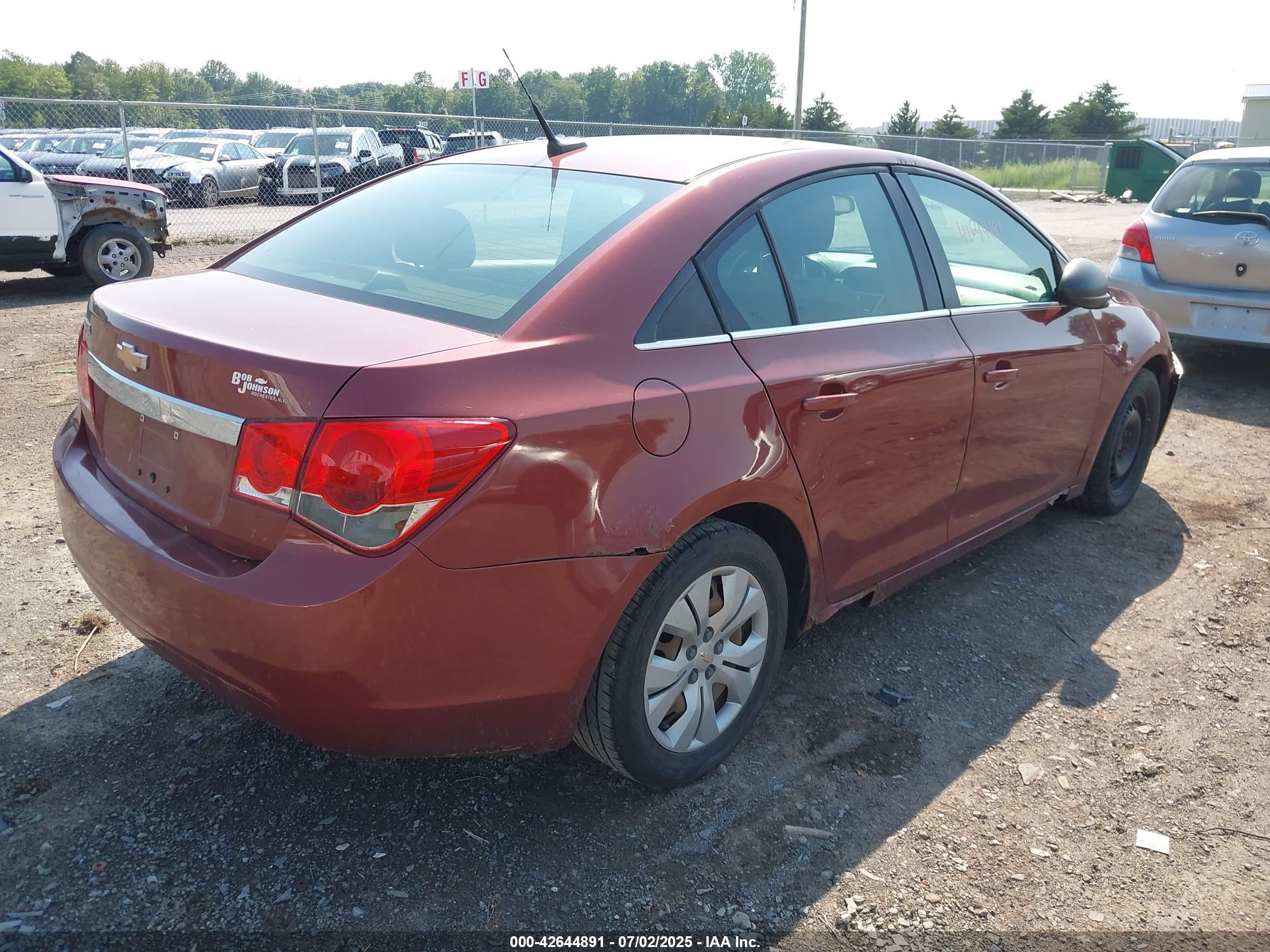CHEVROLET CRUZE image 4