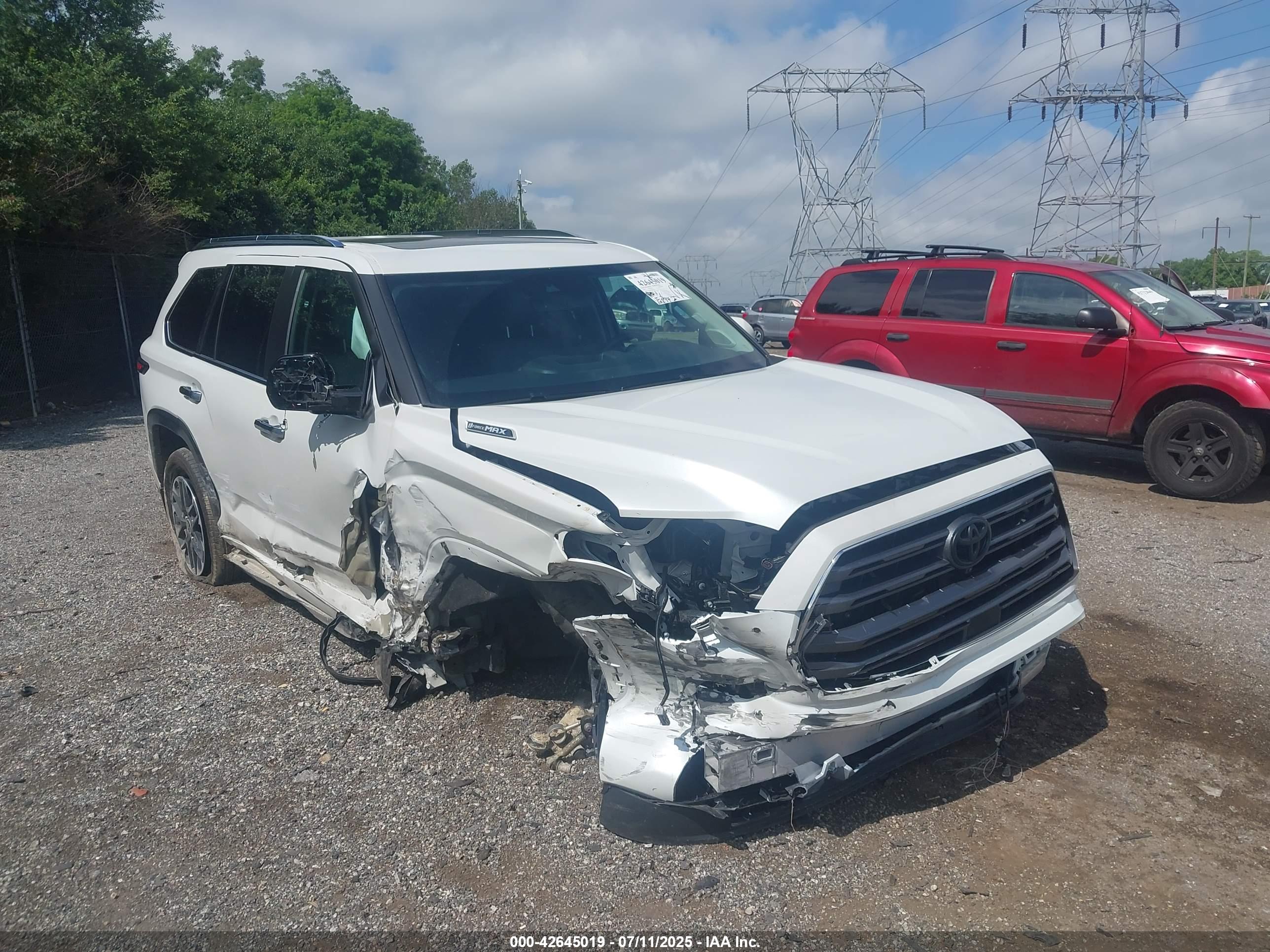 TOYOTA SEQUOIA image 6