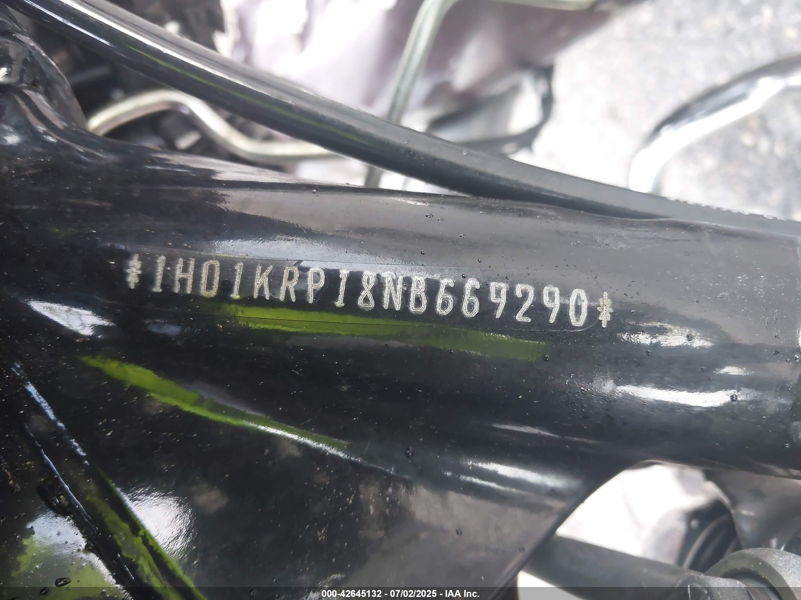 HARLEY-DAVIDSON FLHXS image 10