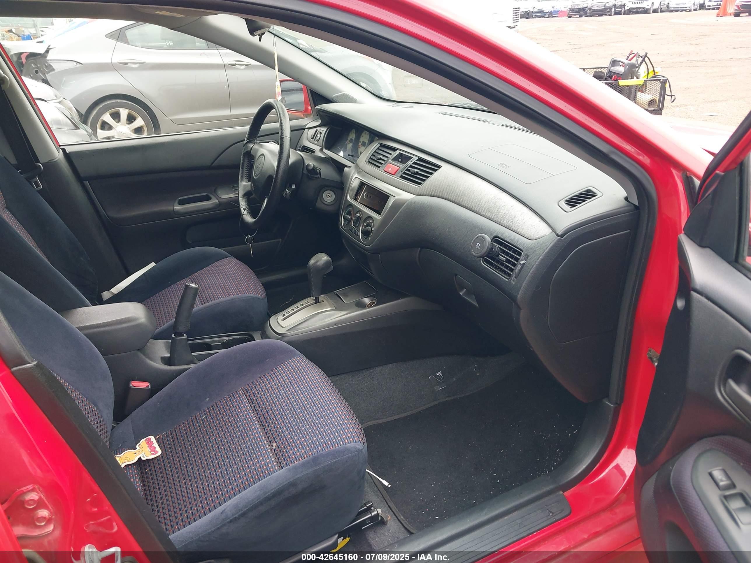 MITSUBISHI LANCER image 5