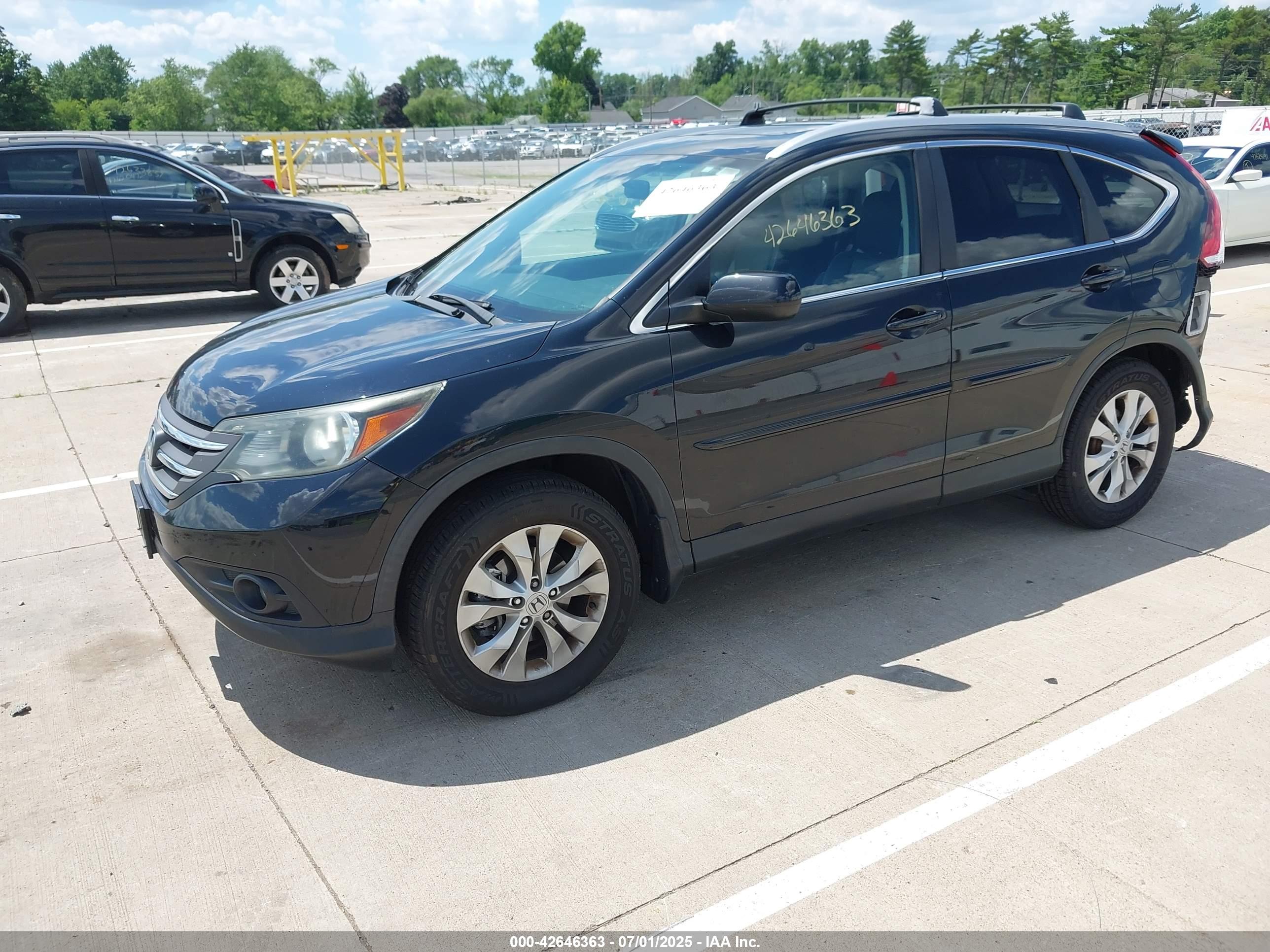 HONDA CR-V image 2
