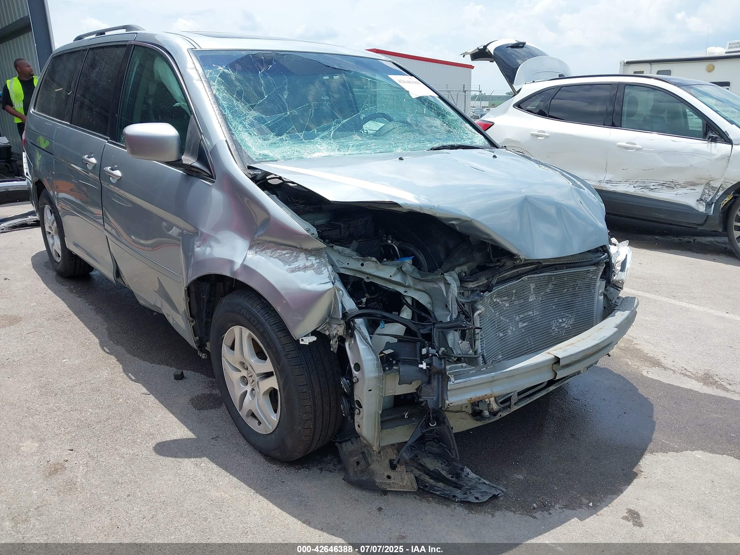 HONDA ODYSSEY image 6