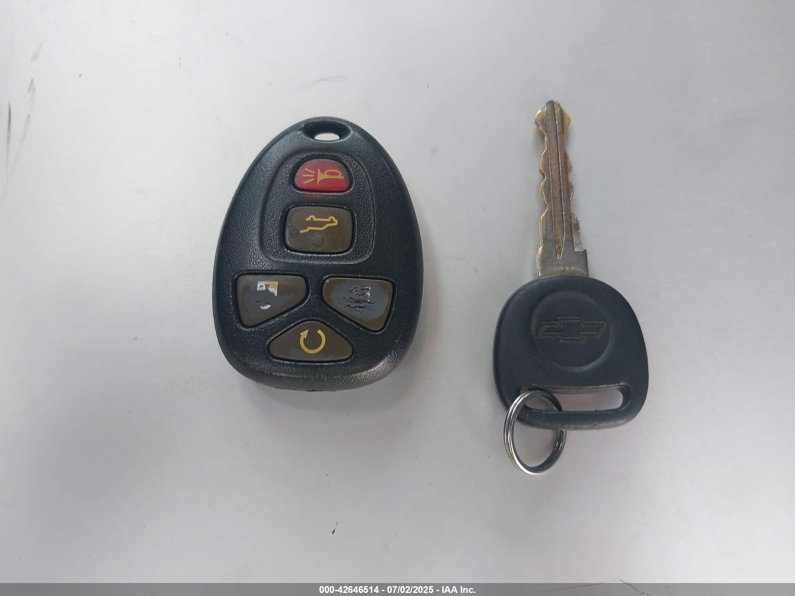 CHEVROLET TRAVERSE image 11