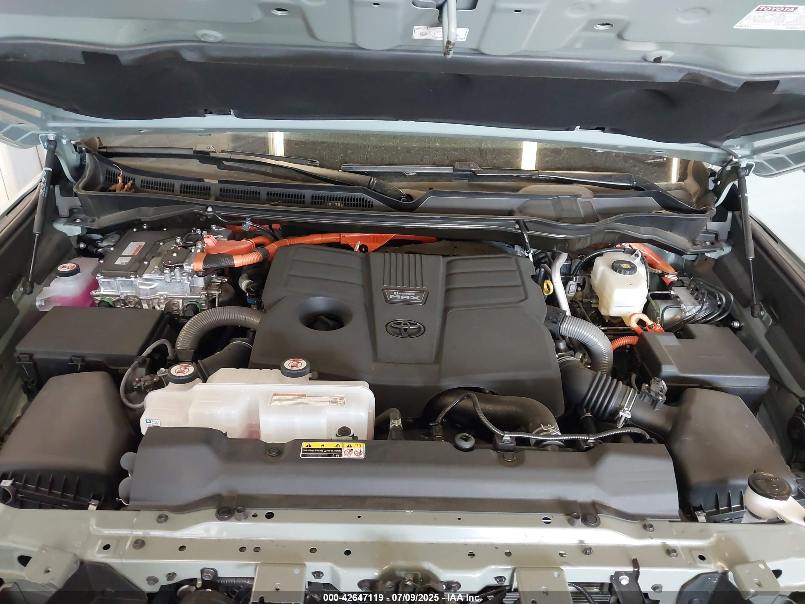 TOYOTA SEQUOIA image 10