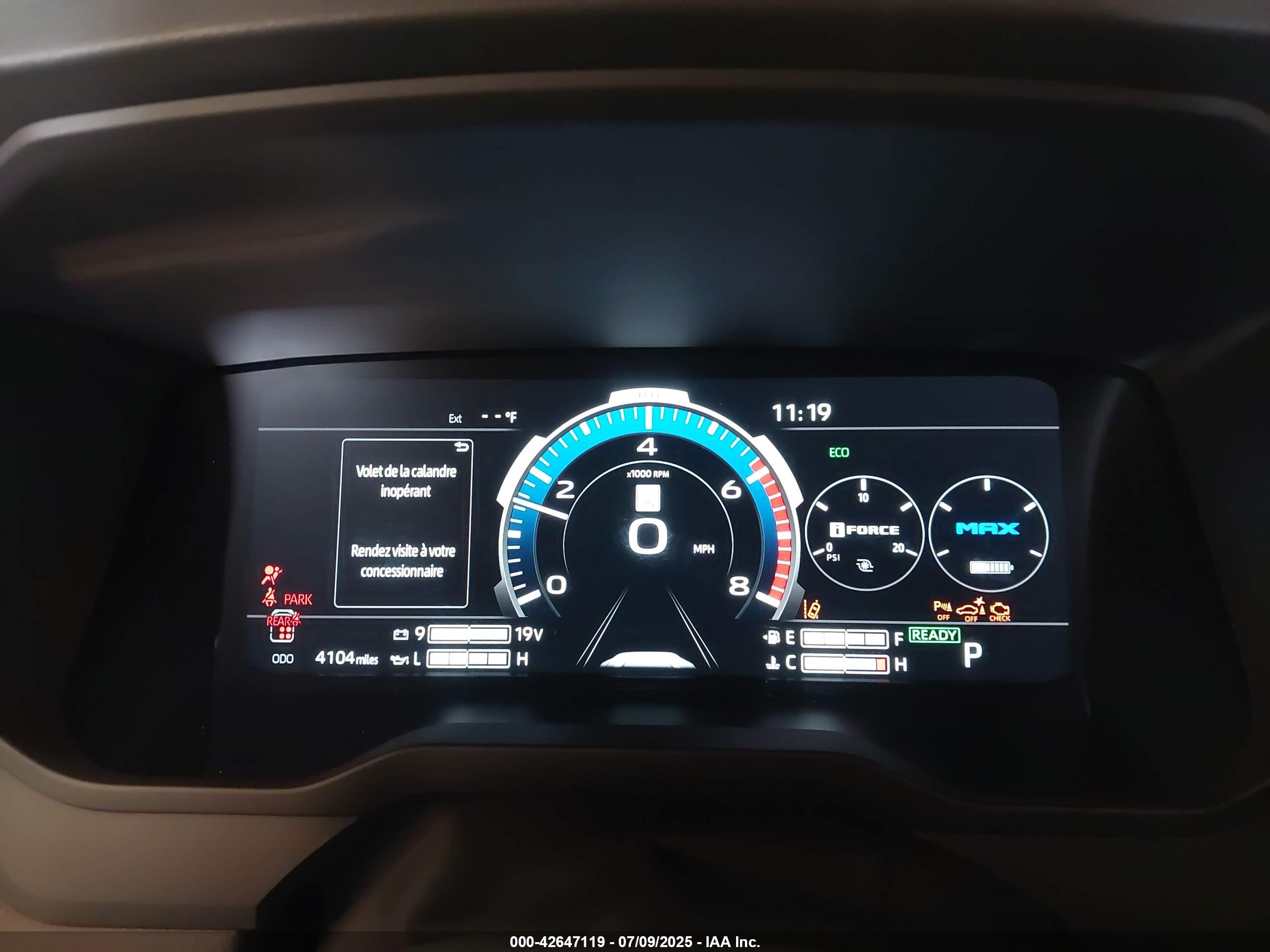 TOYOTA SEQUOIA image 7