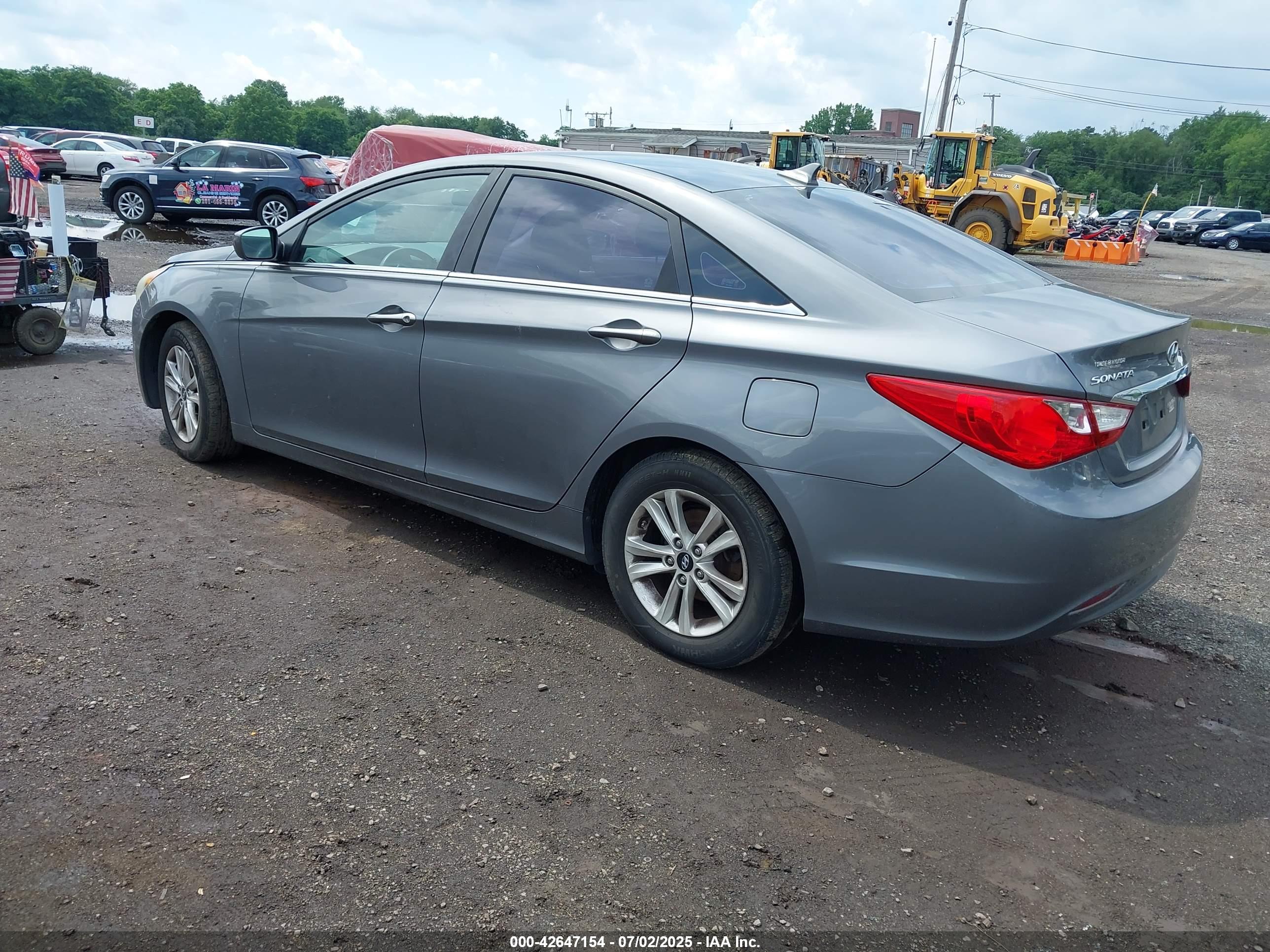 HYUNDAI SONATA image 3