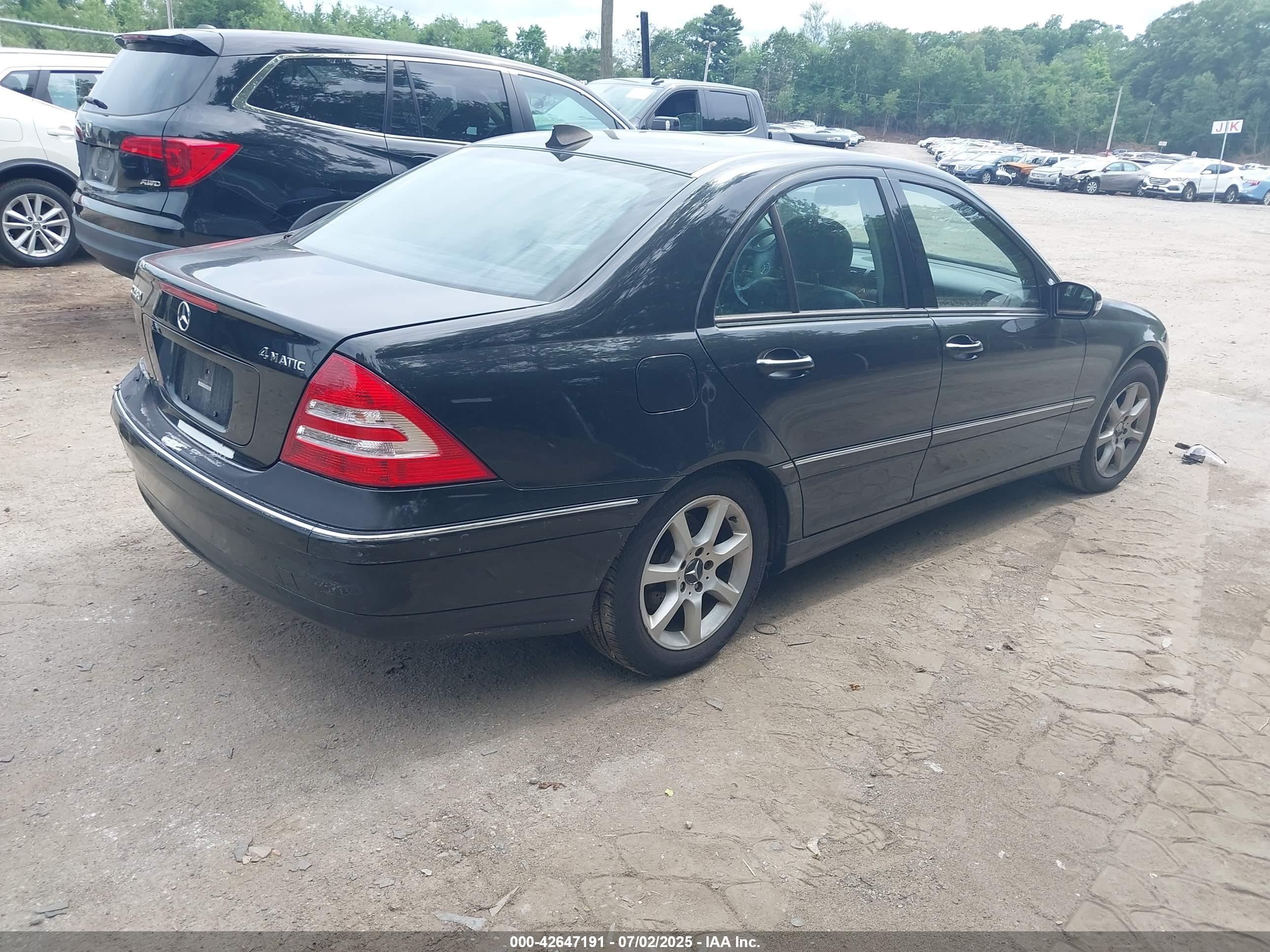 MERCEDES-BENZ C image 4