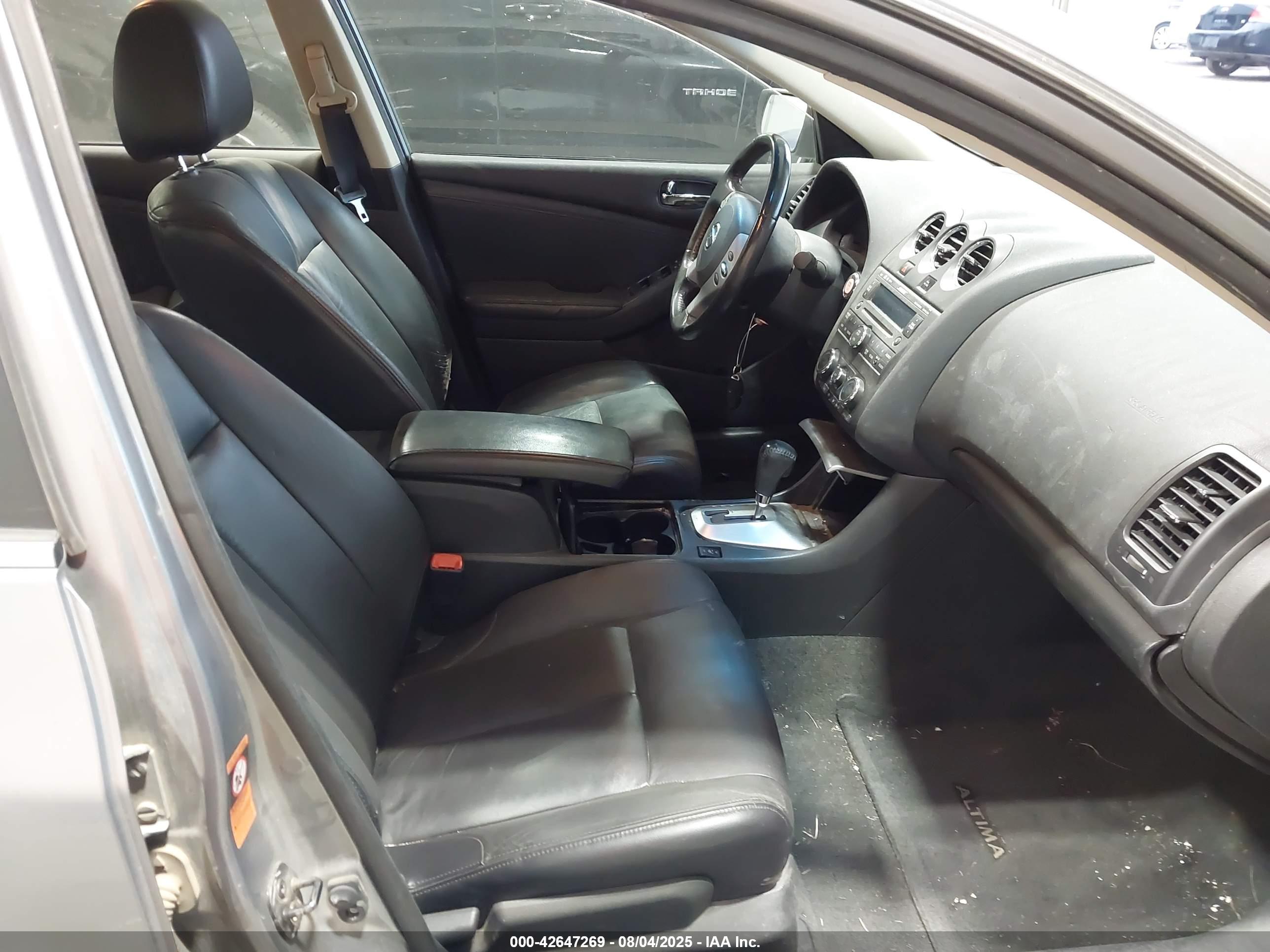 NISSAN ALTIMA image 5
