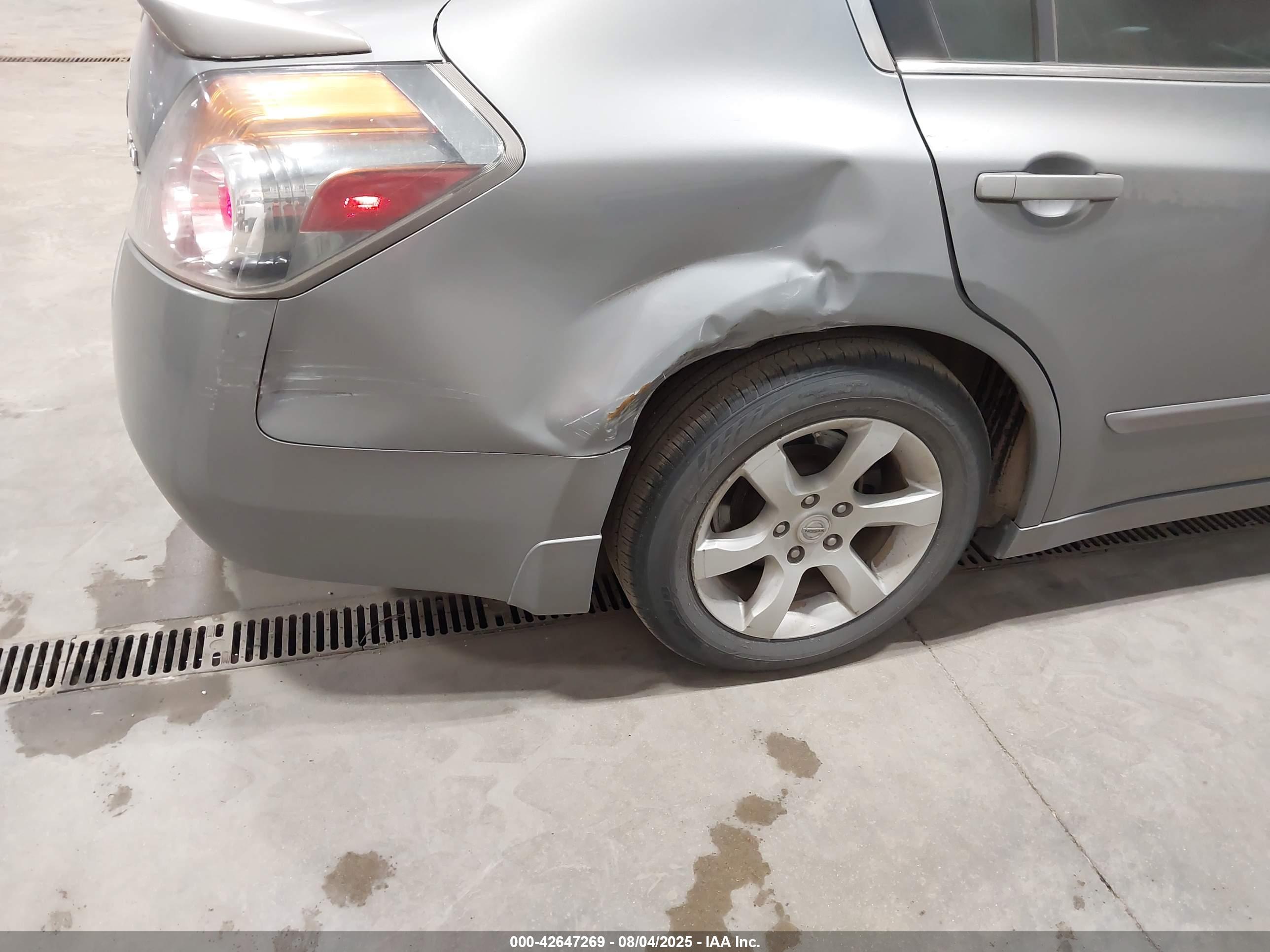NISSAN ALTIMA image 6