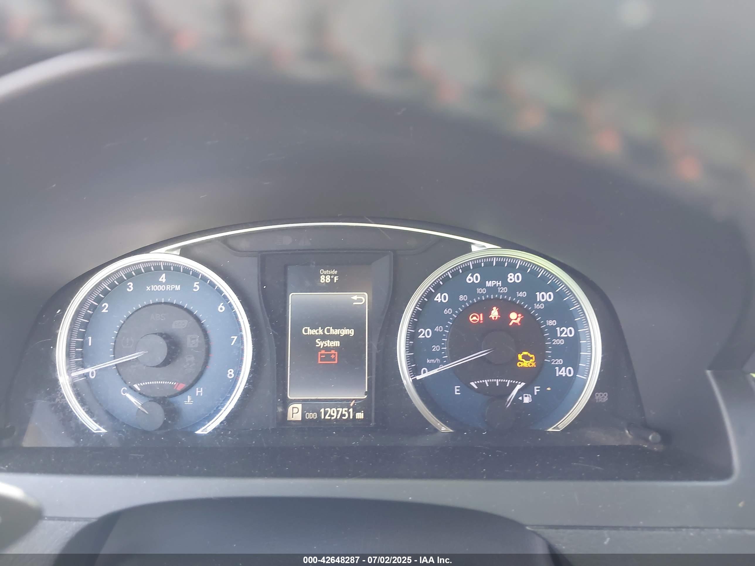 TOYOTA CAMRY image 7