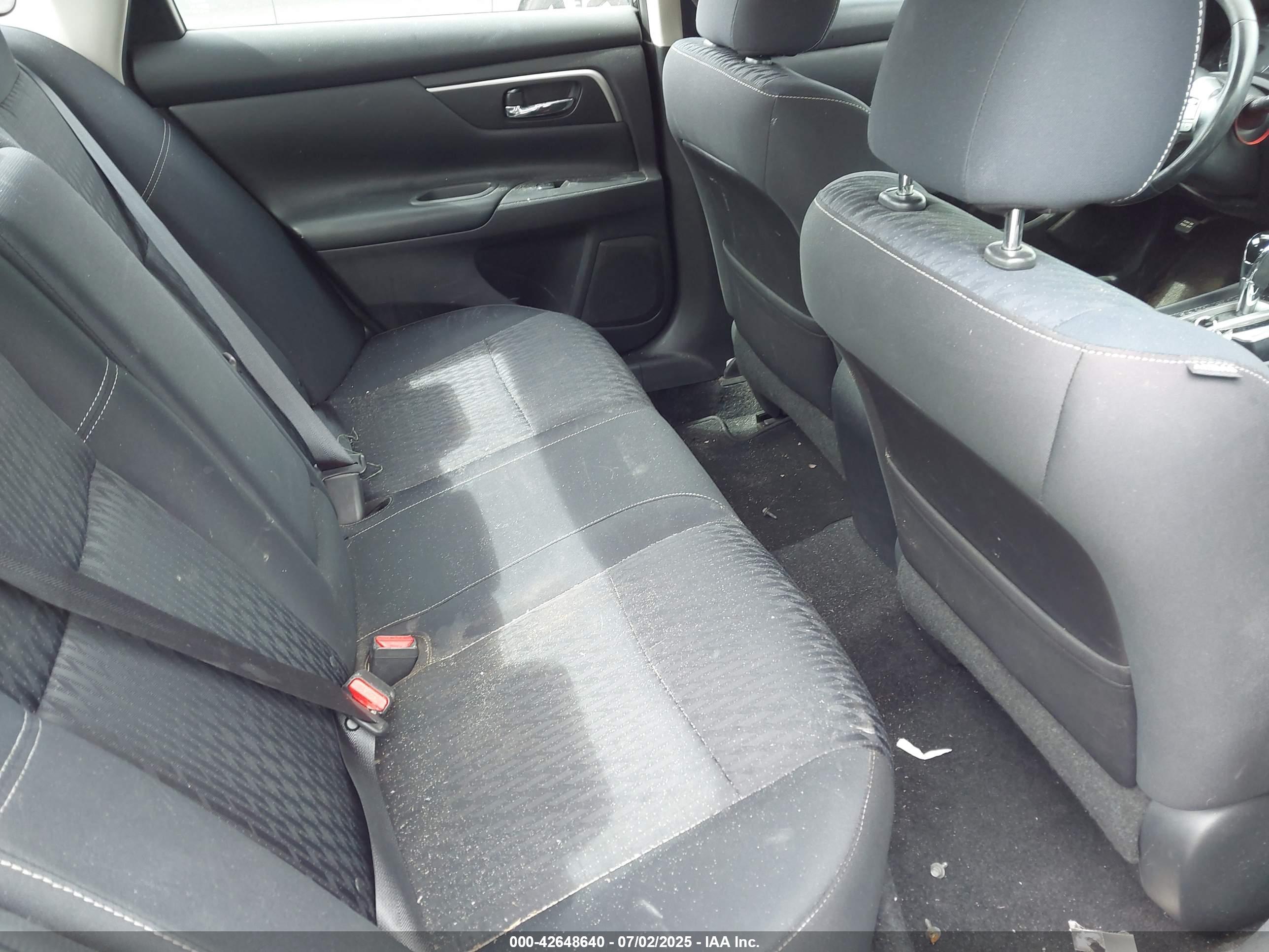 NISSAN ALTIMA image 8