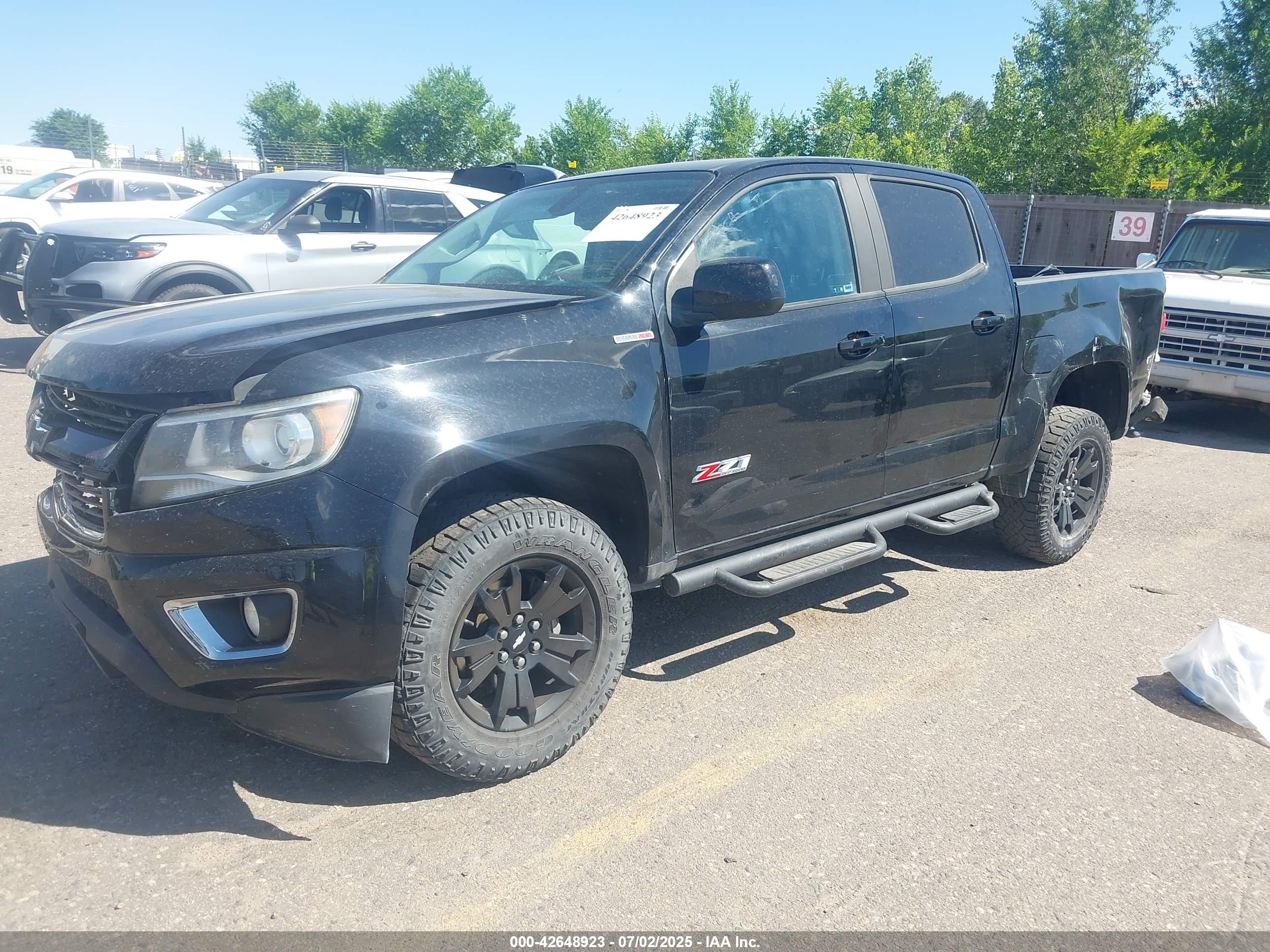 CHEVROLET COLORADO image 2