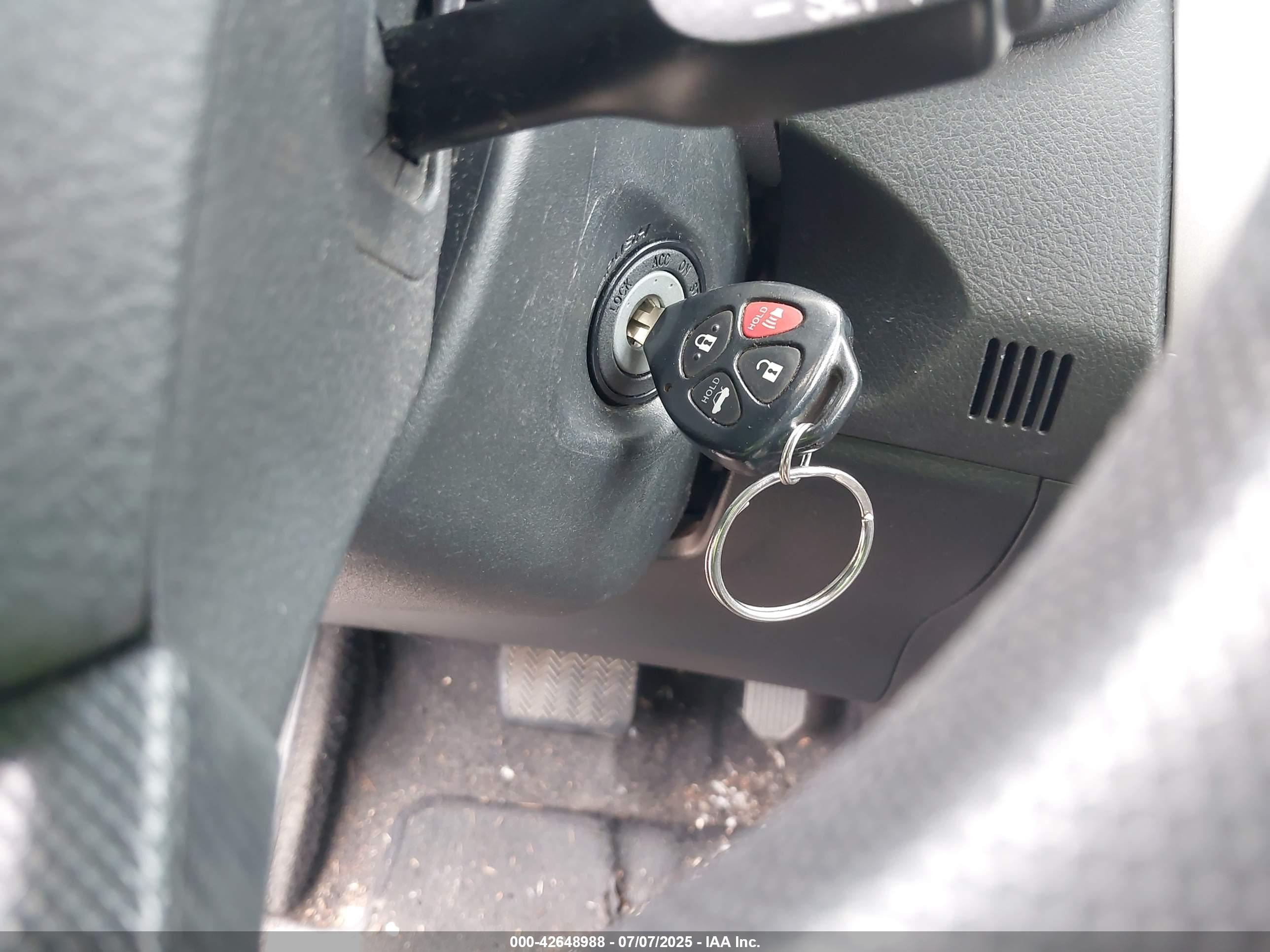 TOYOTA COROLLA image 11