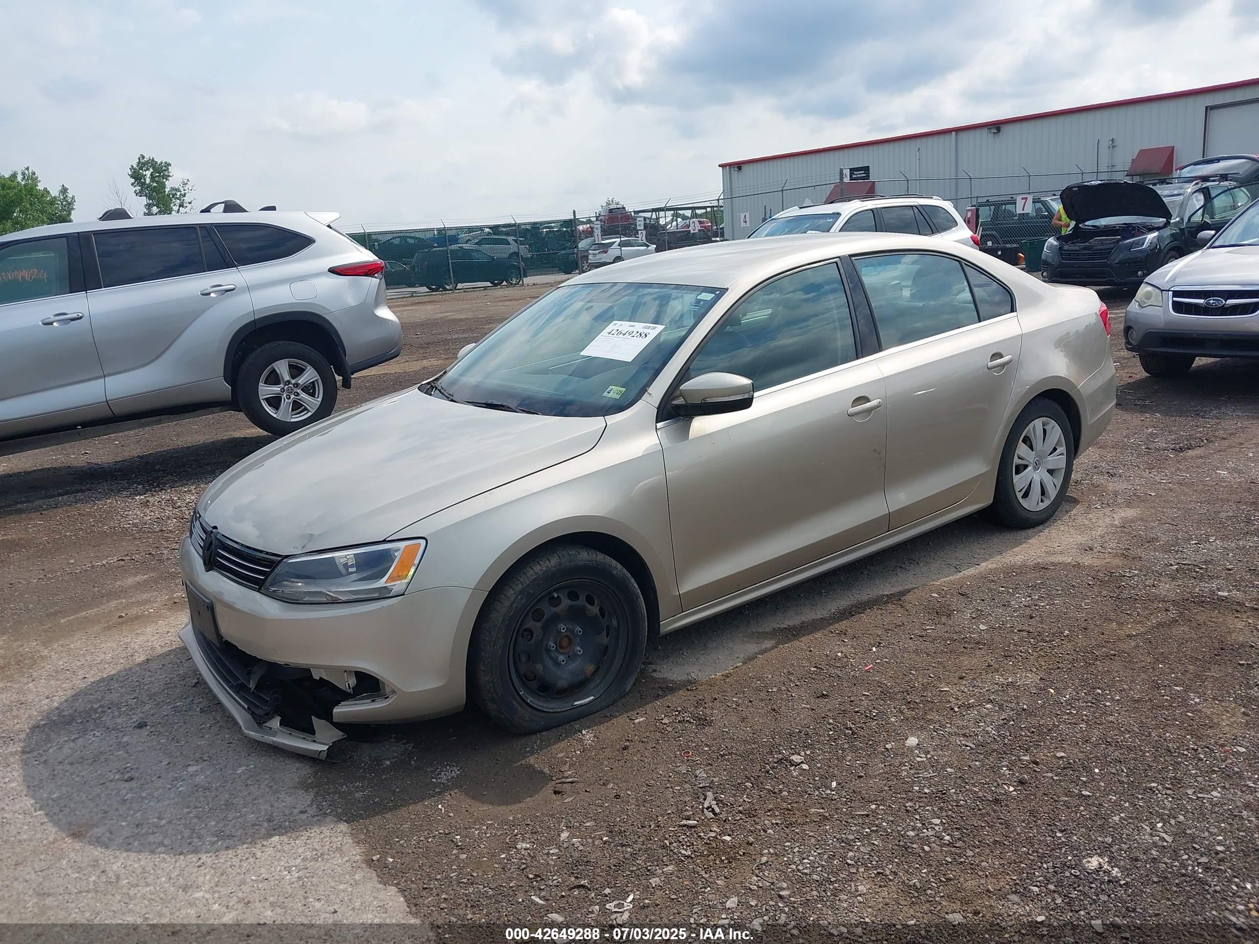 VOLKSWAGEN JETTA image 2