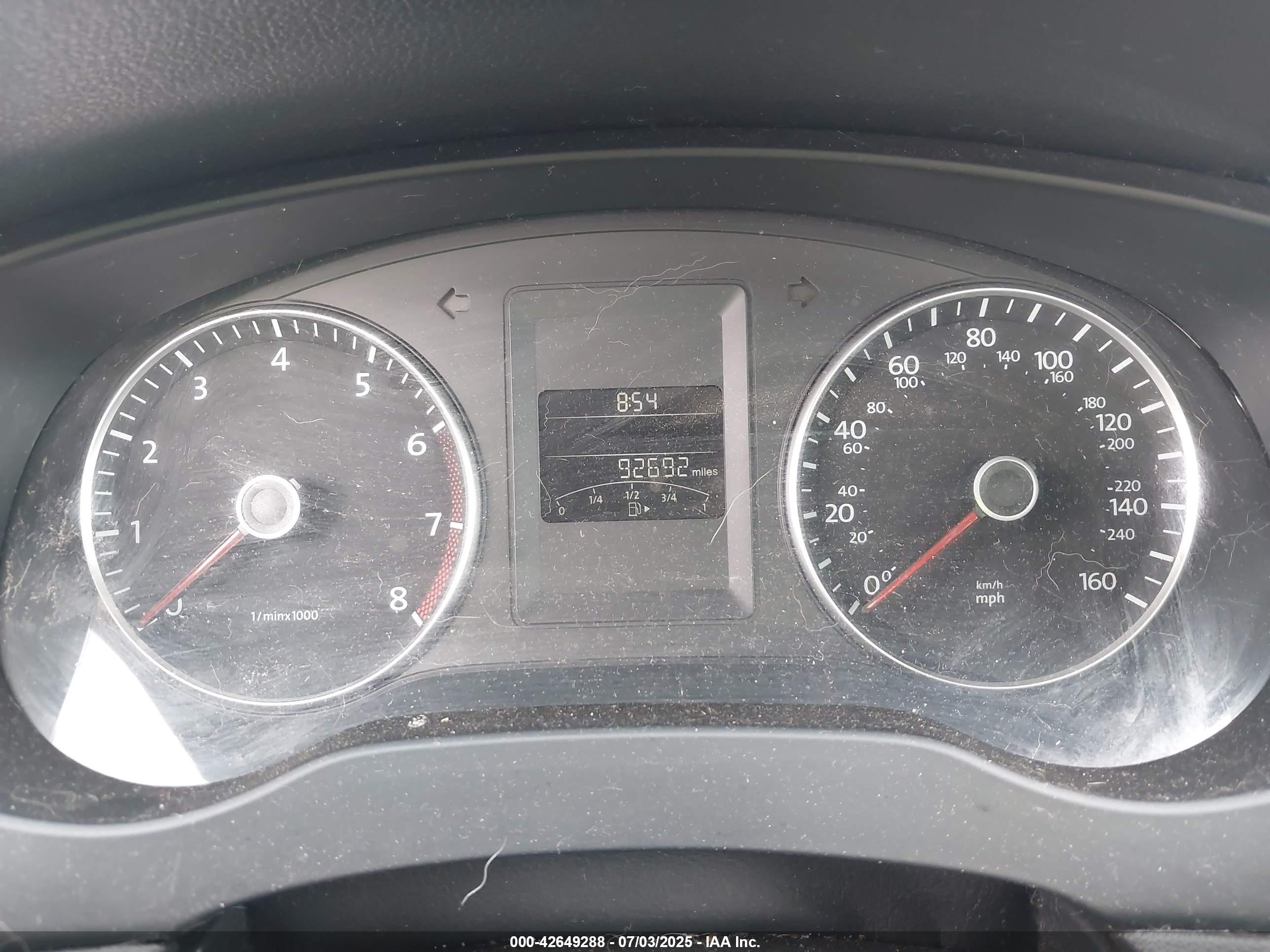 VOLKSWAGEN JETTA image 7