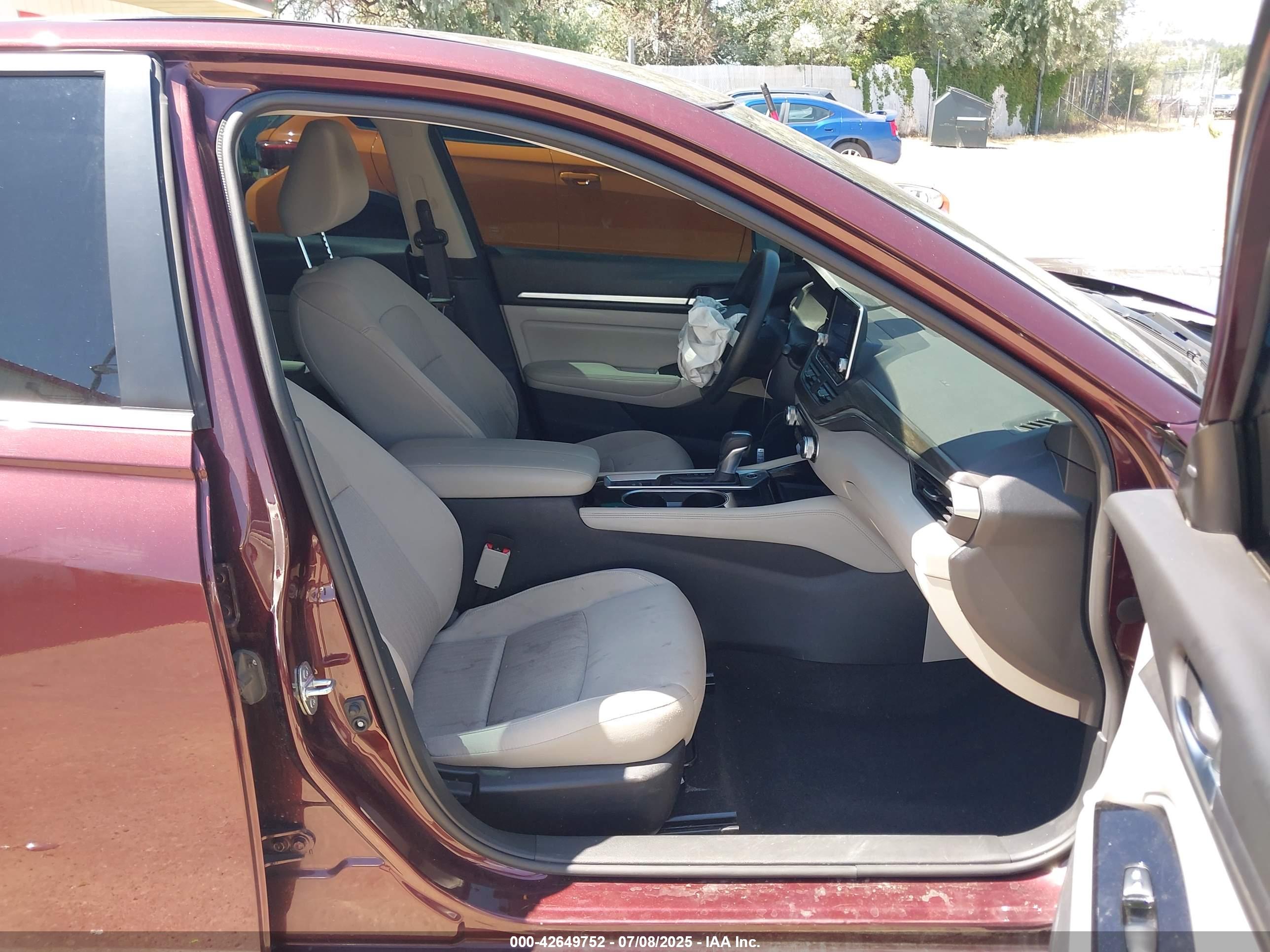 NISSAN ALTIMA image 5