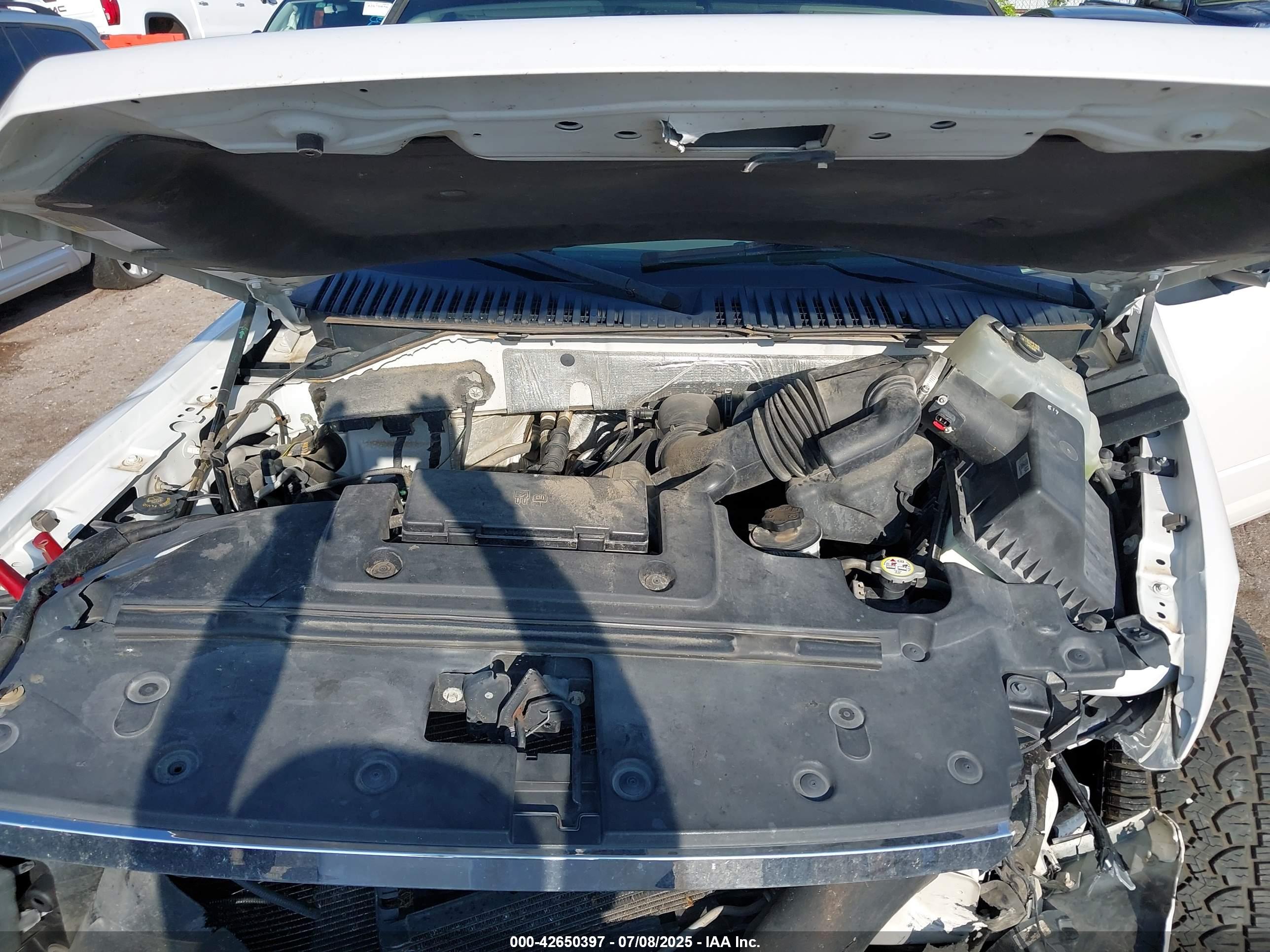 FORD EXPEDITION image 10