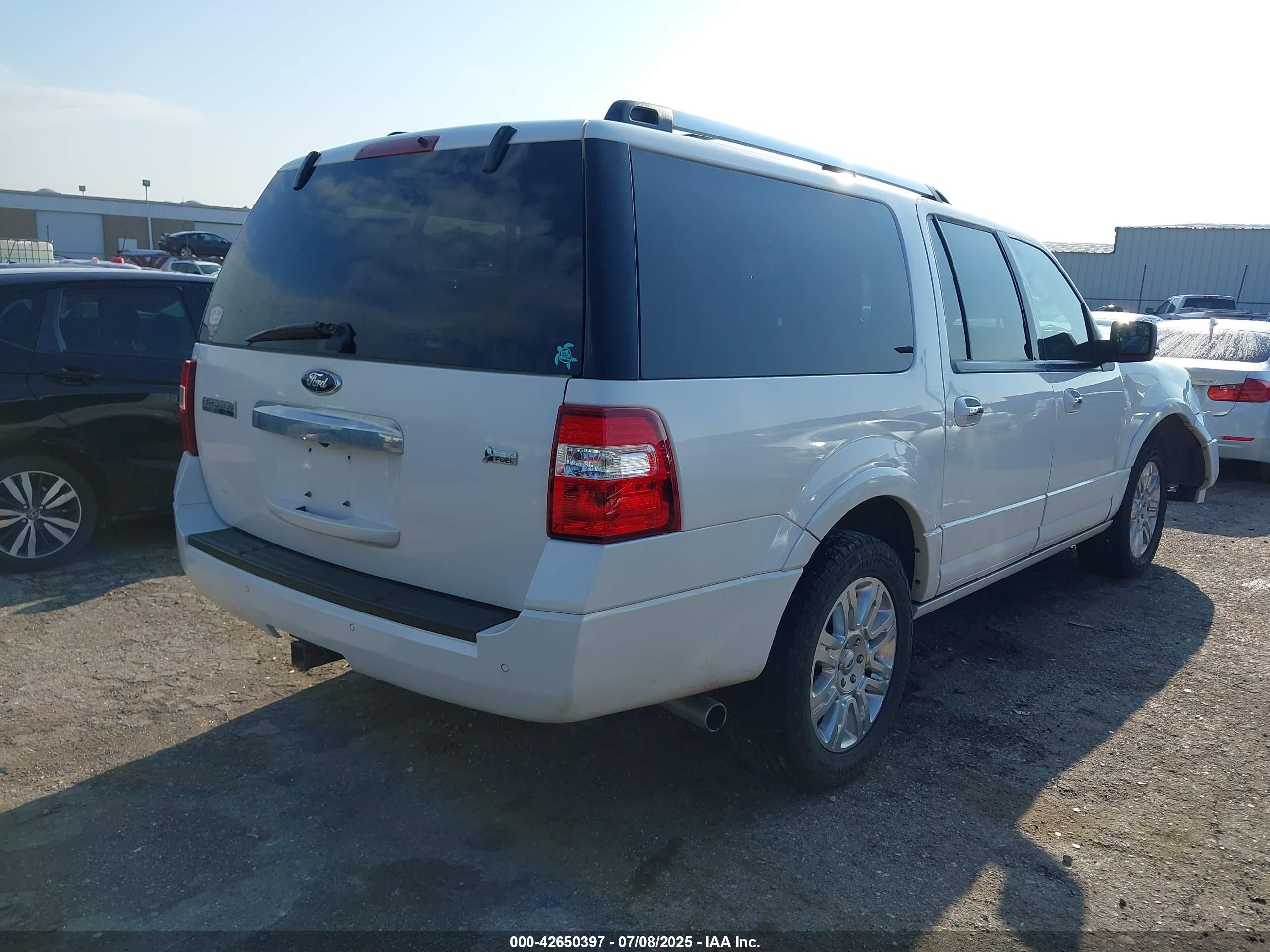 FORD EXPEDITION image 4