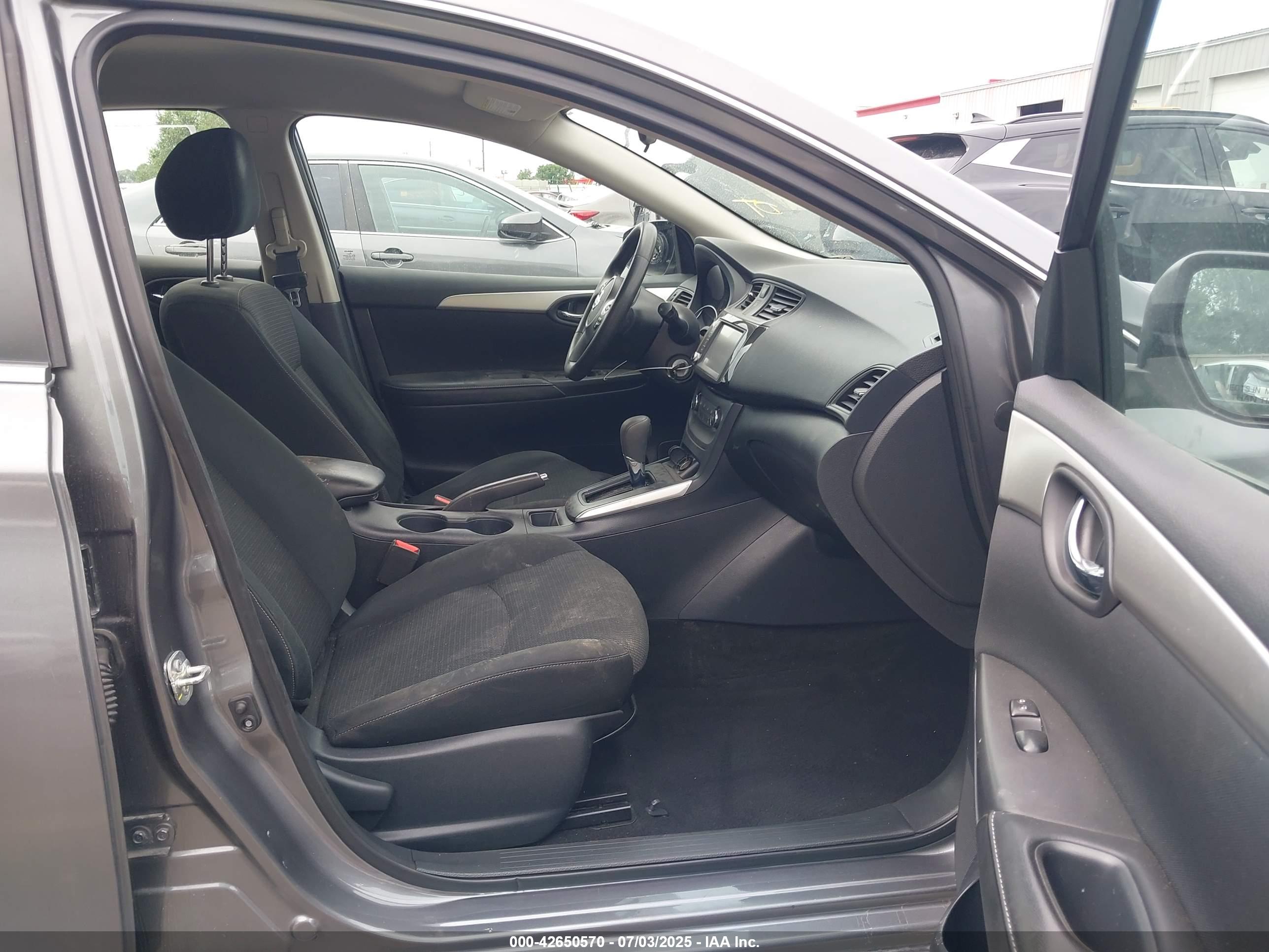 NISSAN SENTRA image 5