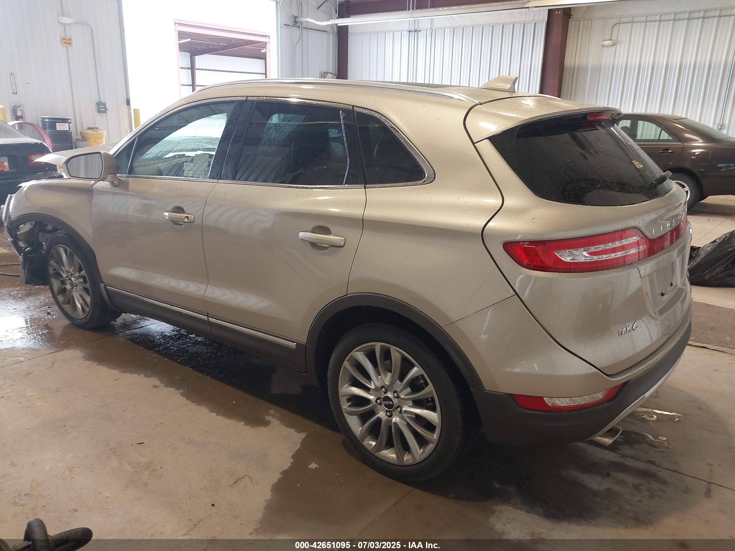 LINCOLN MKC image 3