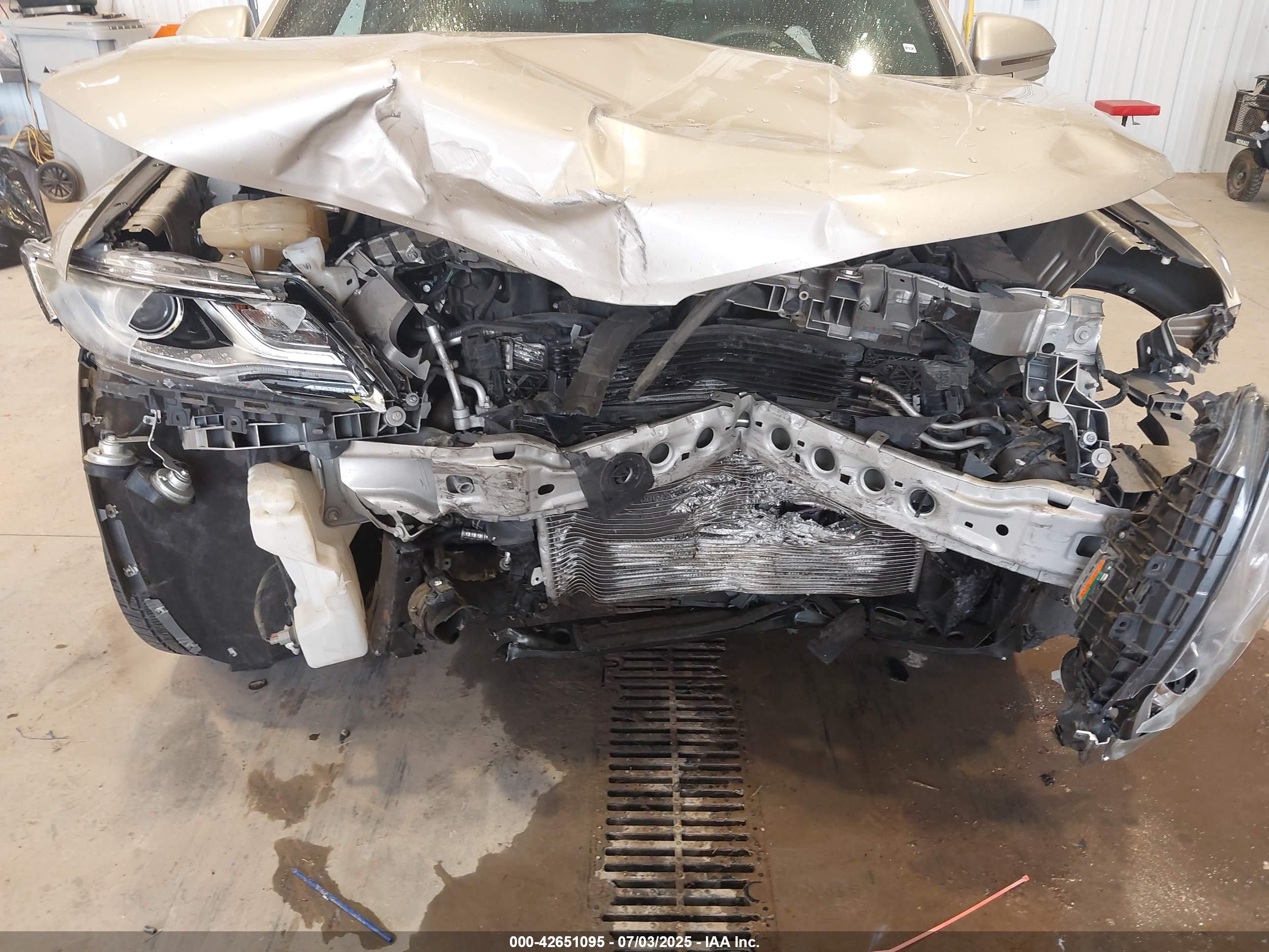 LINCOLN MKC image 6
