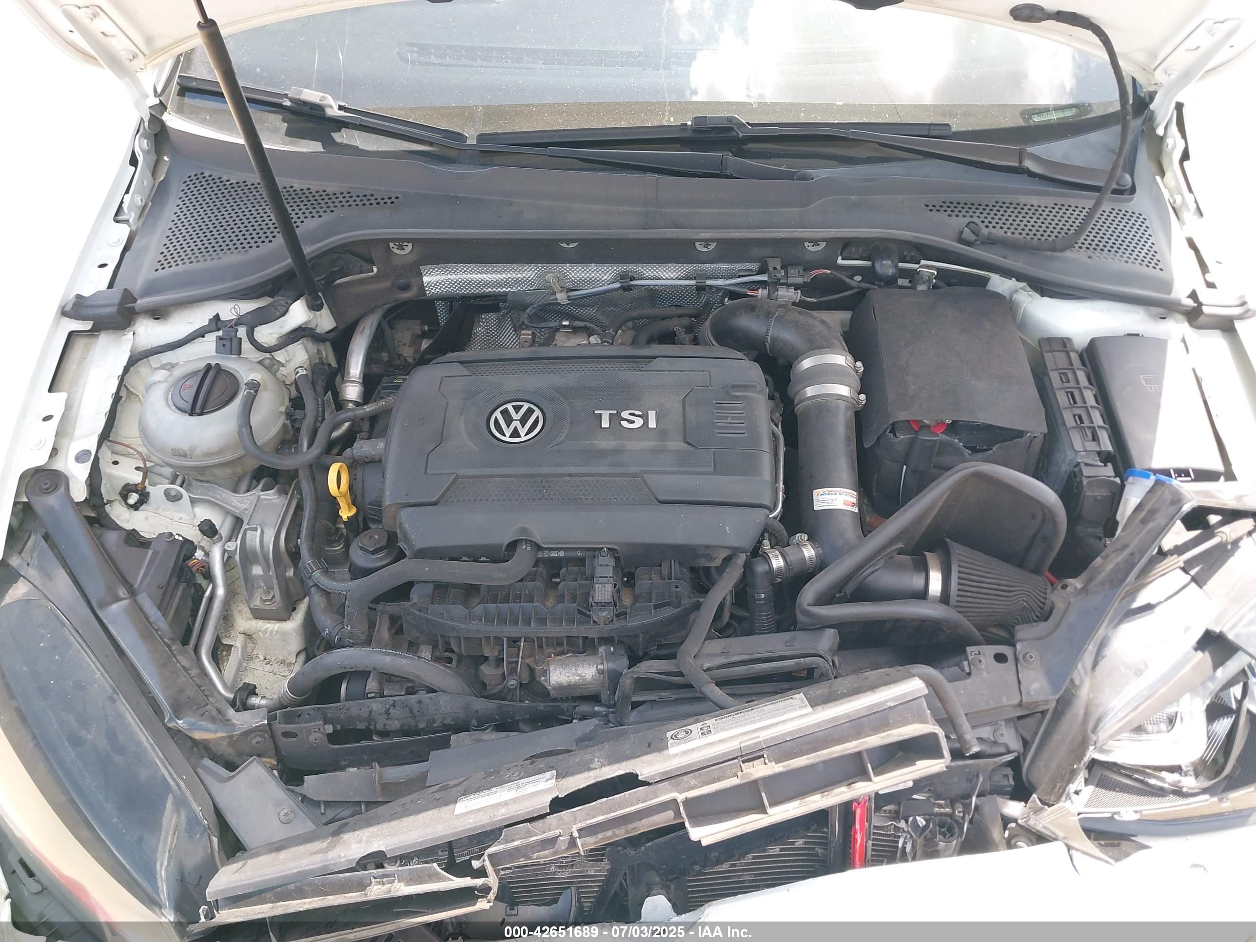 VOLKSWAGEN GOLF image 10