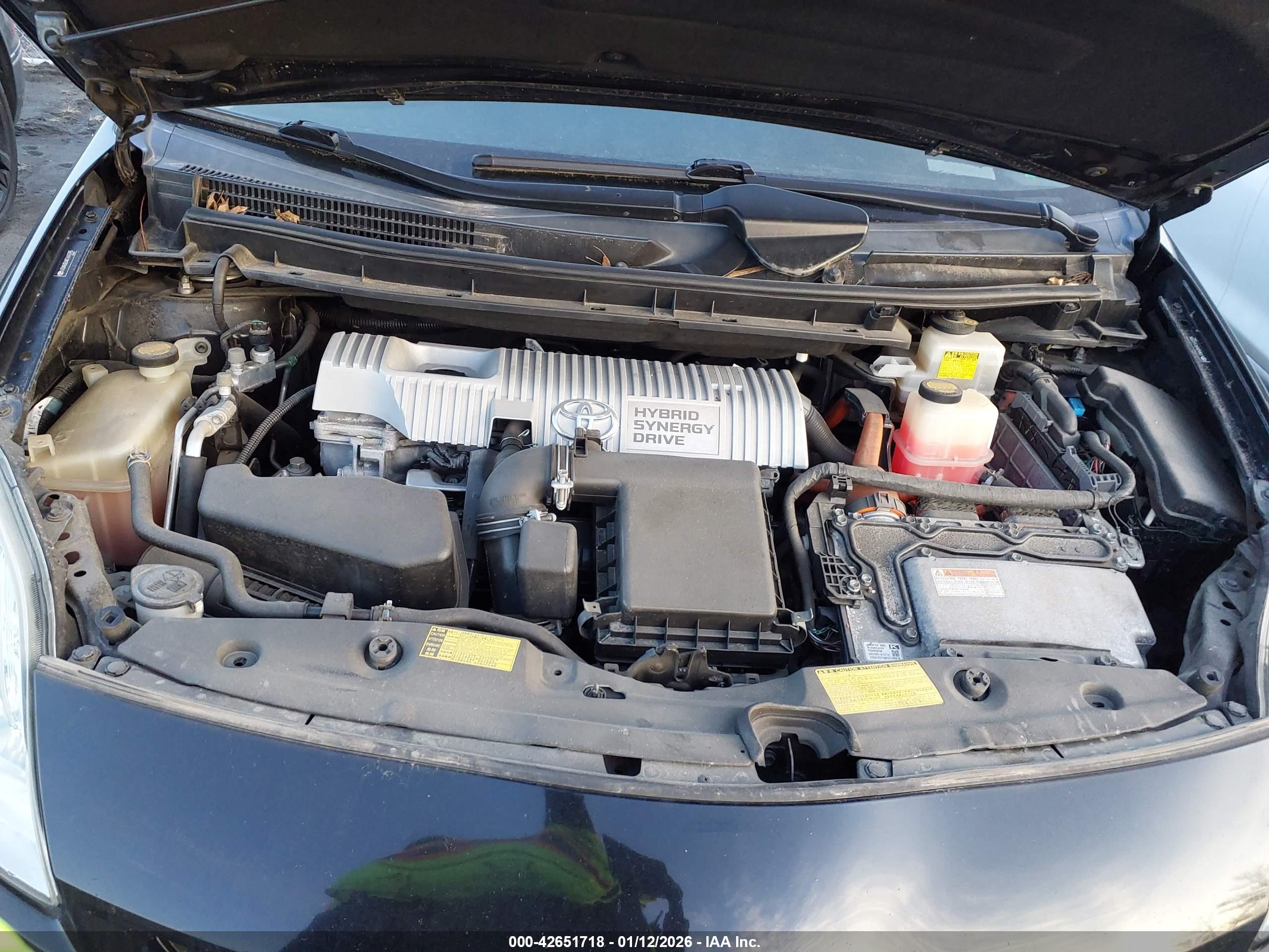 TOYOTA PRIUS image 10
