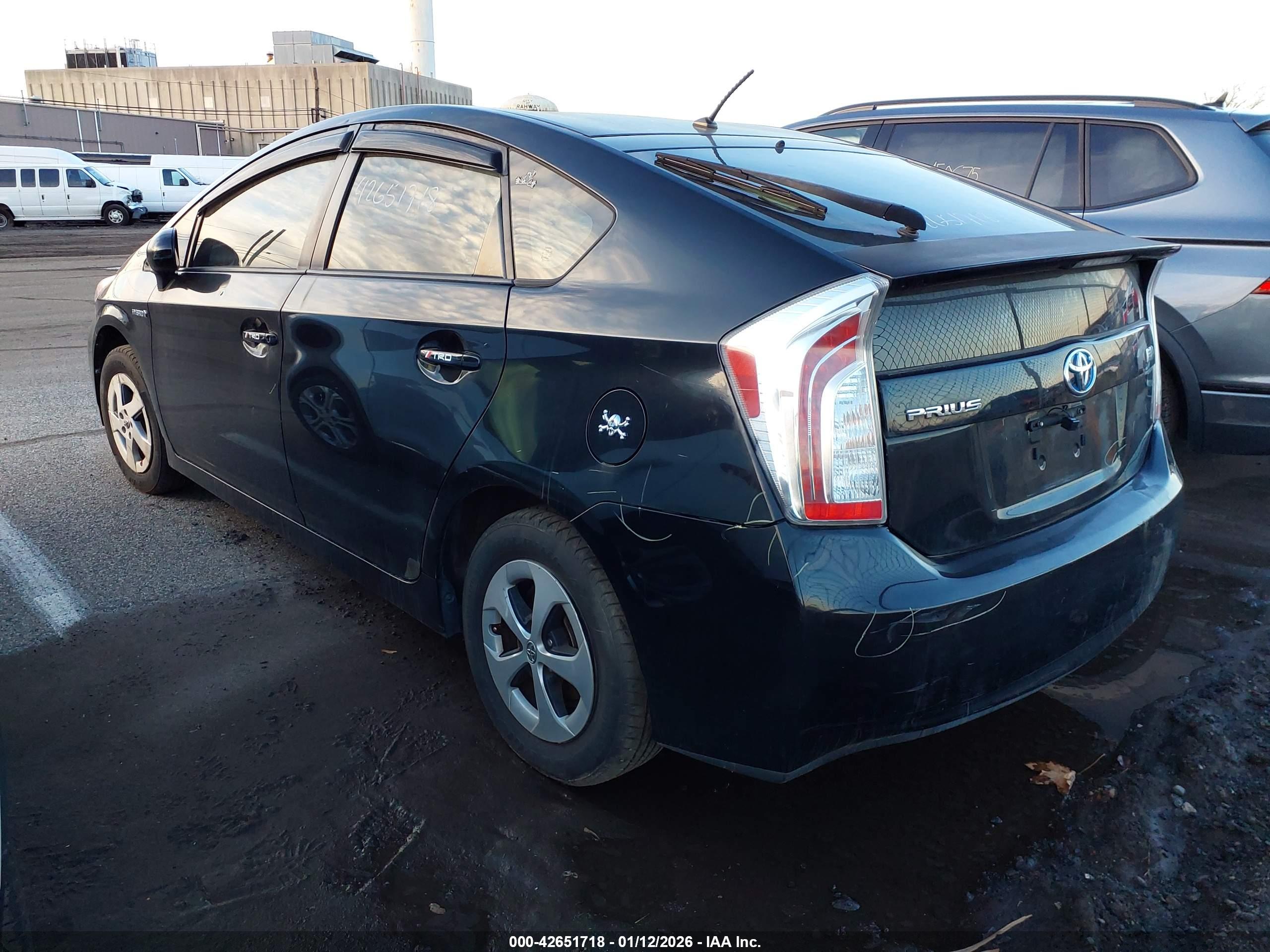 TOYOTA PRIUS image 3