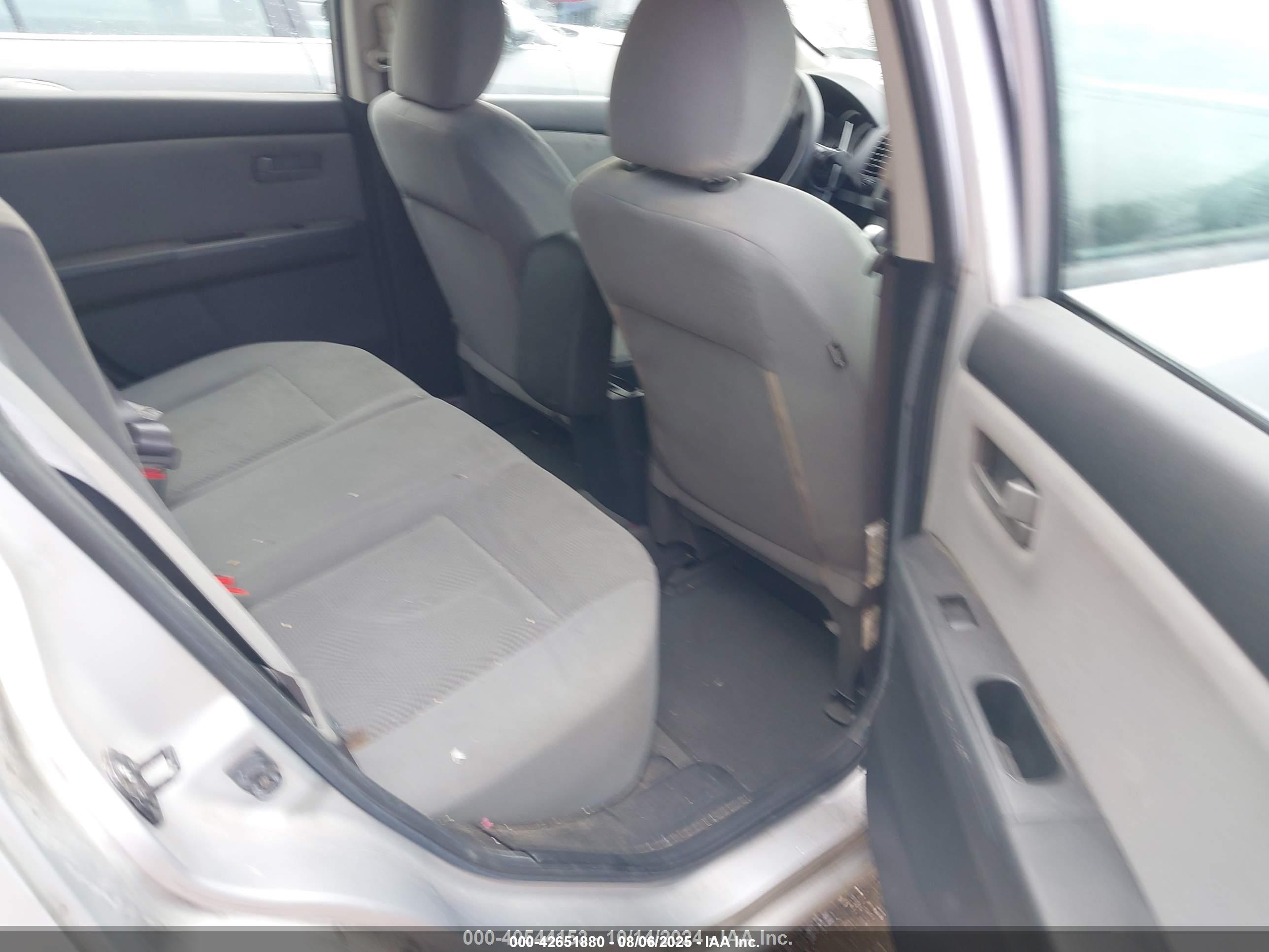 NISSAN SENTRA image 8
