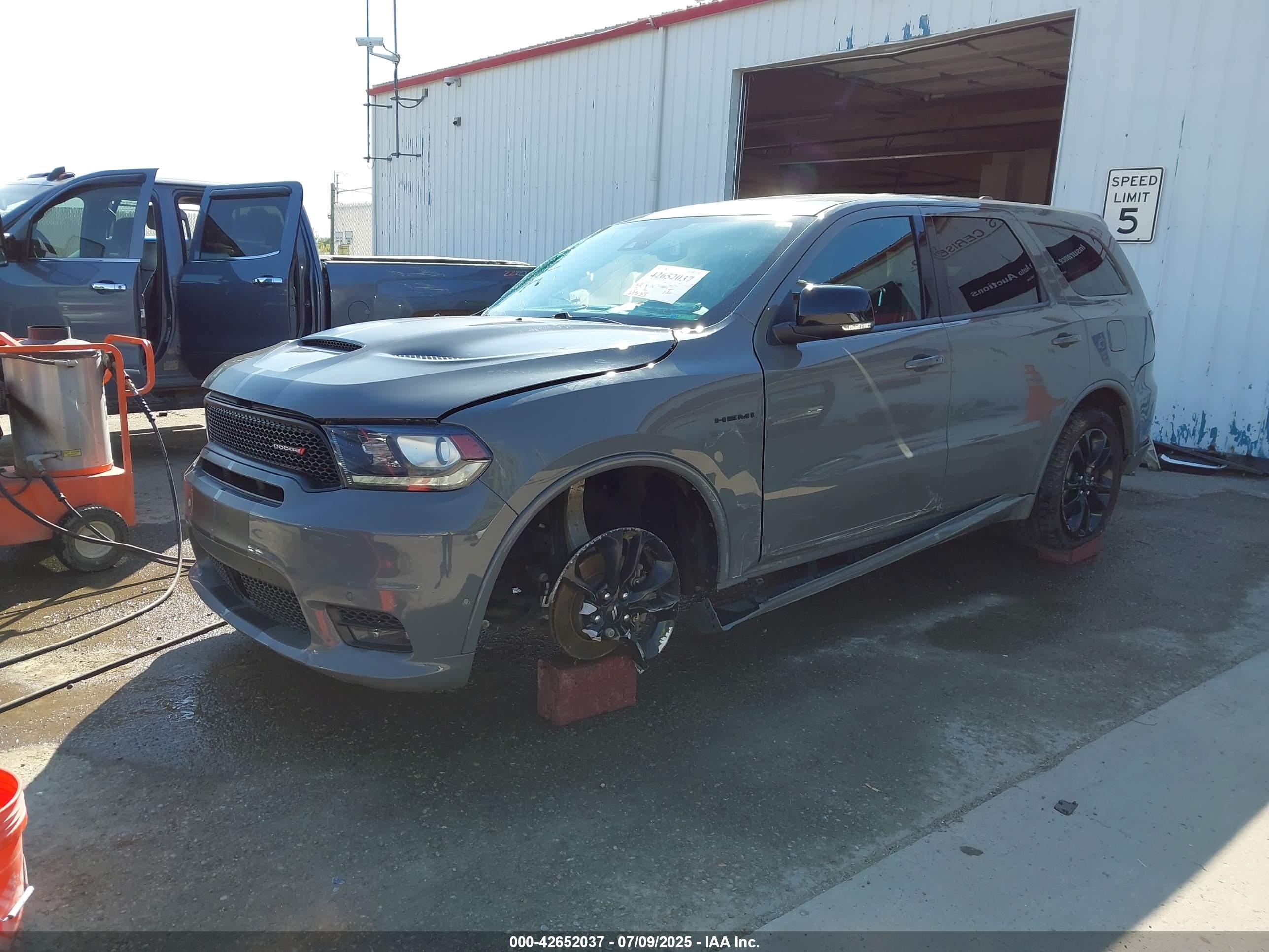 DODGE DURANGO image 2