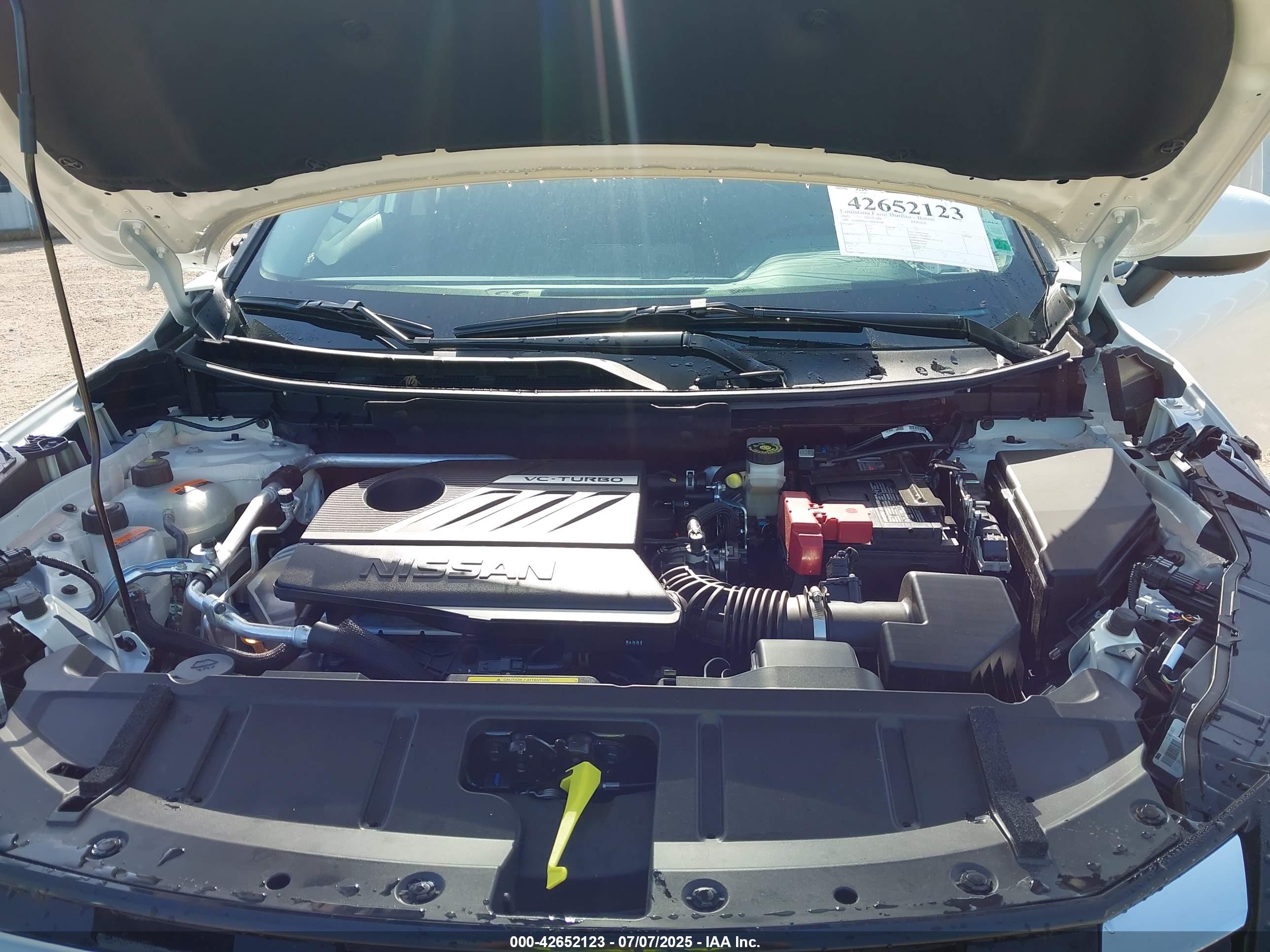 NISSAN ROGUE image 10
