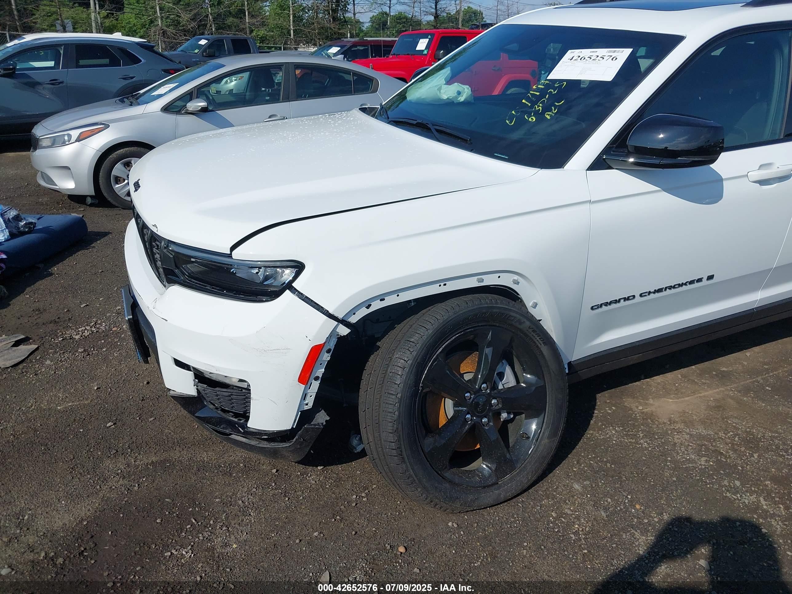 JEEP GRAND image 6