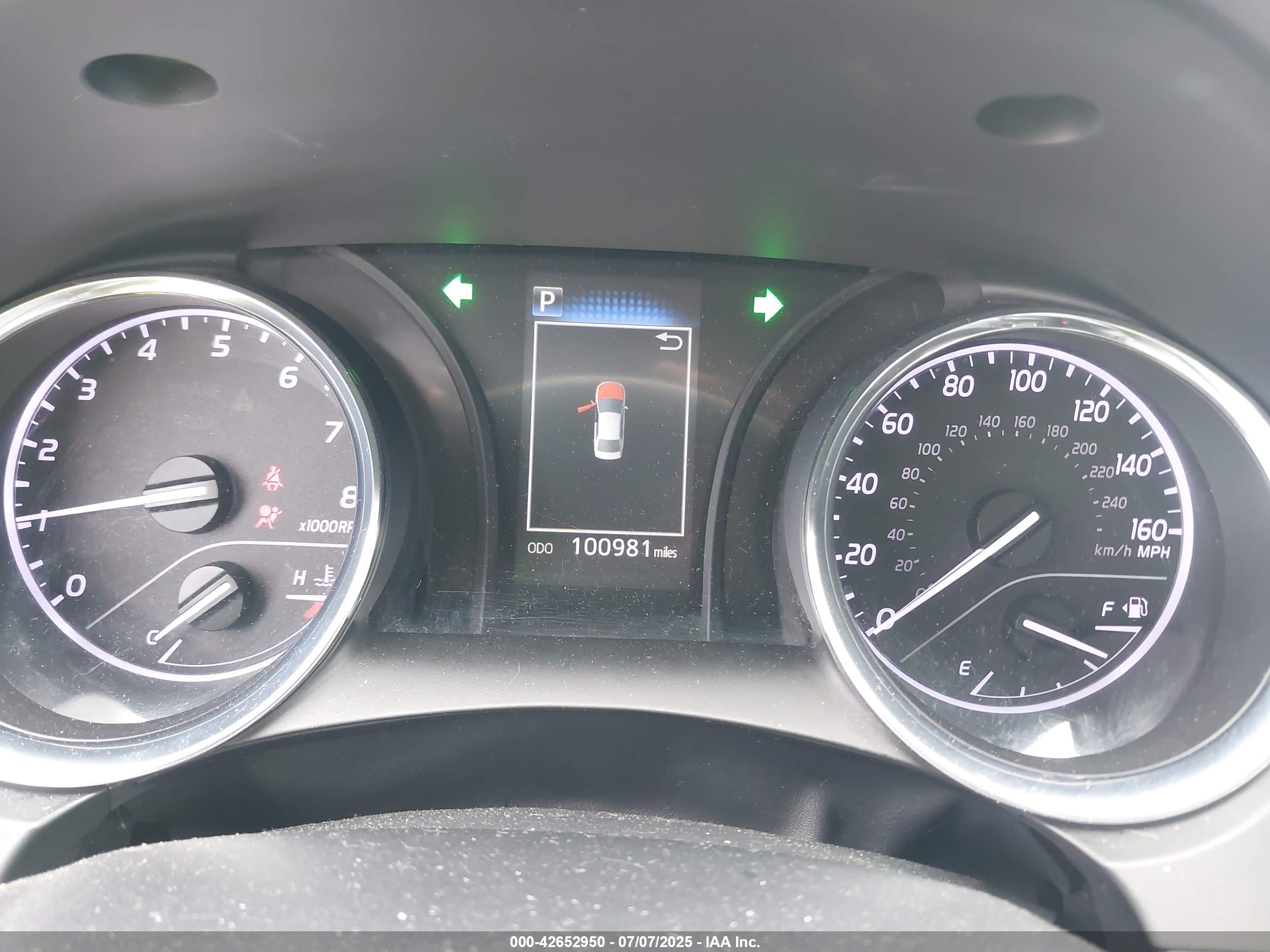 TOYOTA CAMRY image 7
