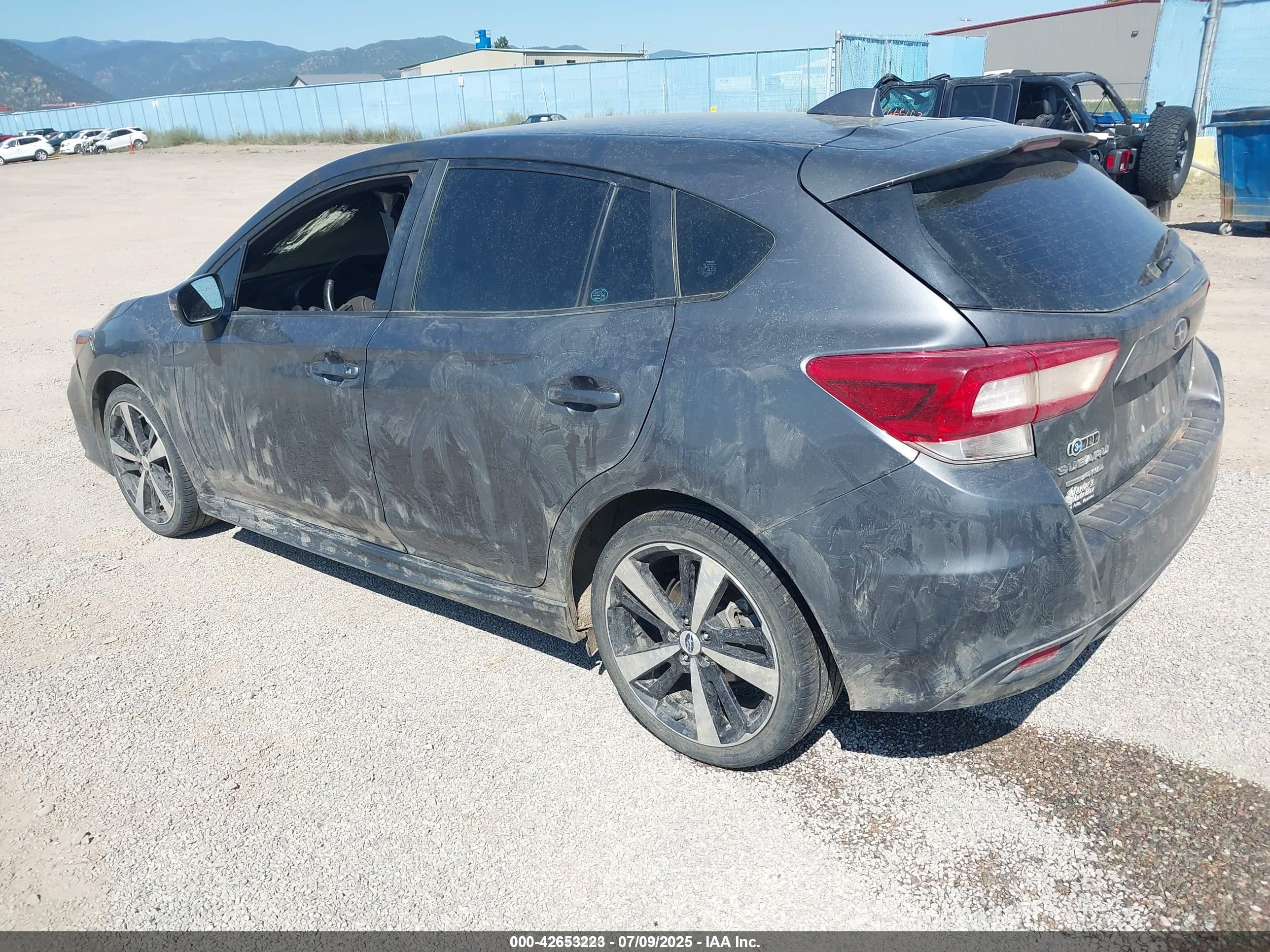 SUBARU IMPREZA image 3