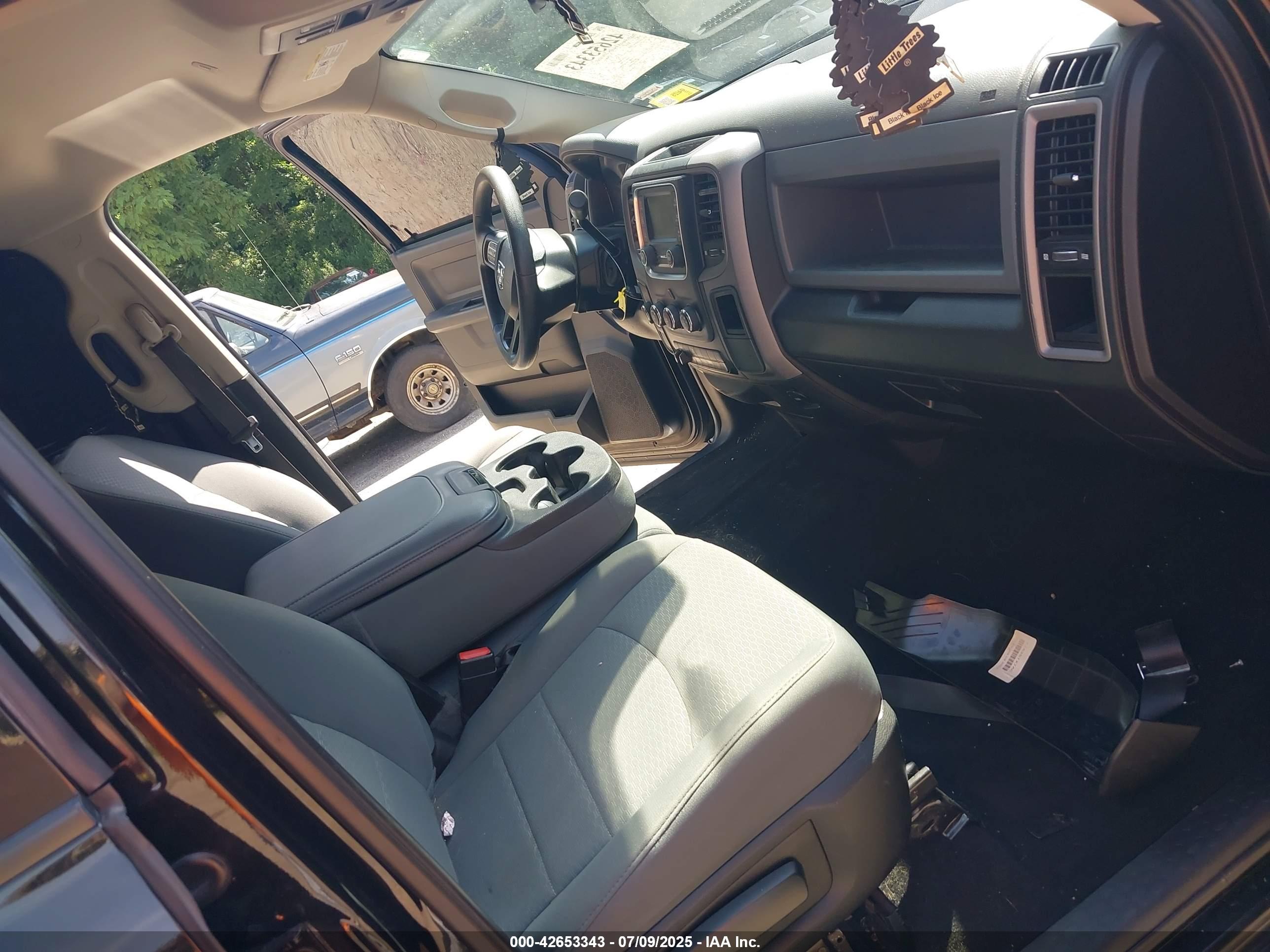 RAM 3500 image 7