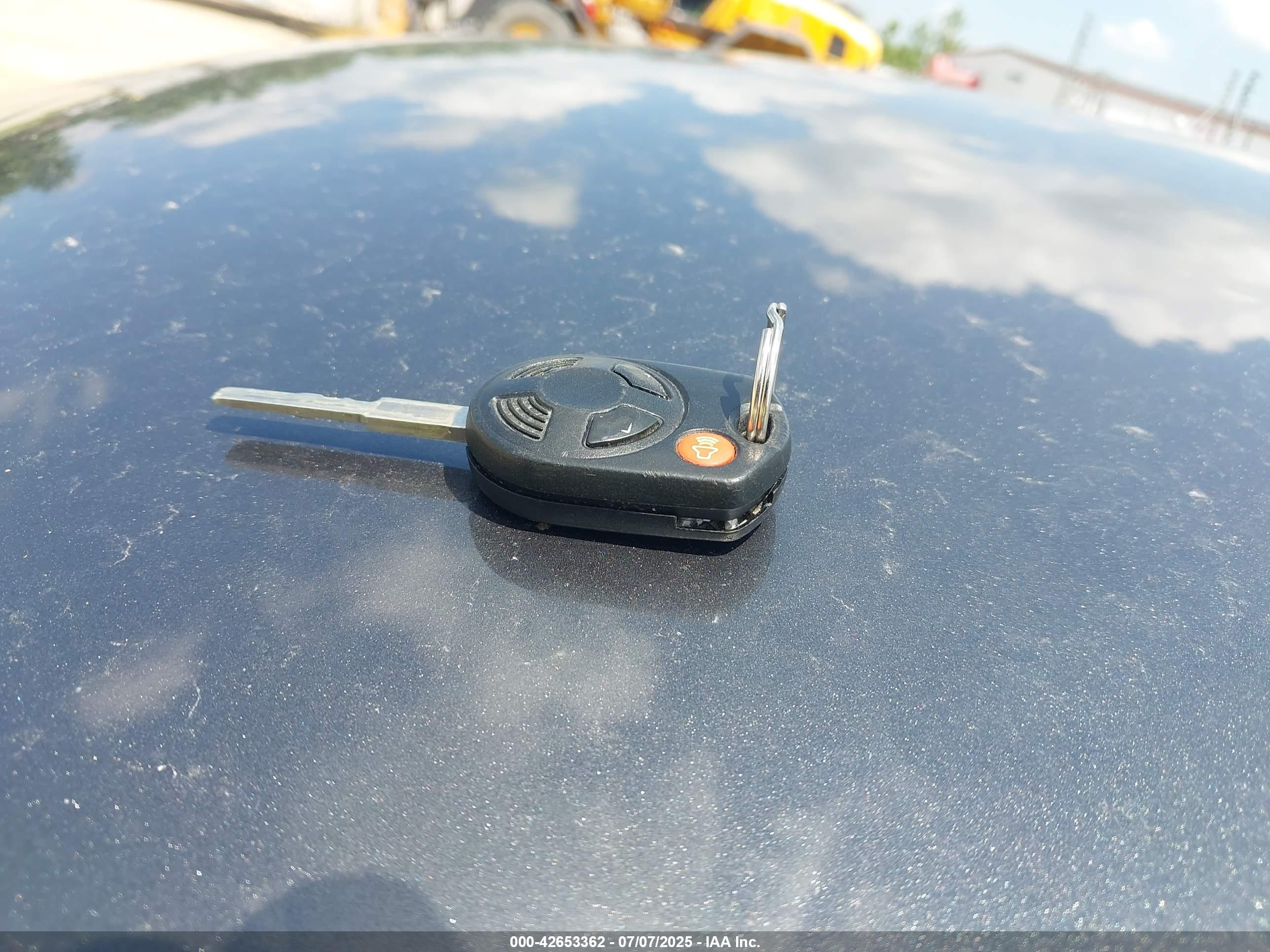 FORD ESCAPE image 11