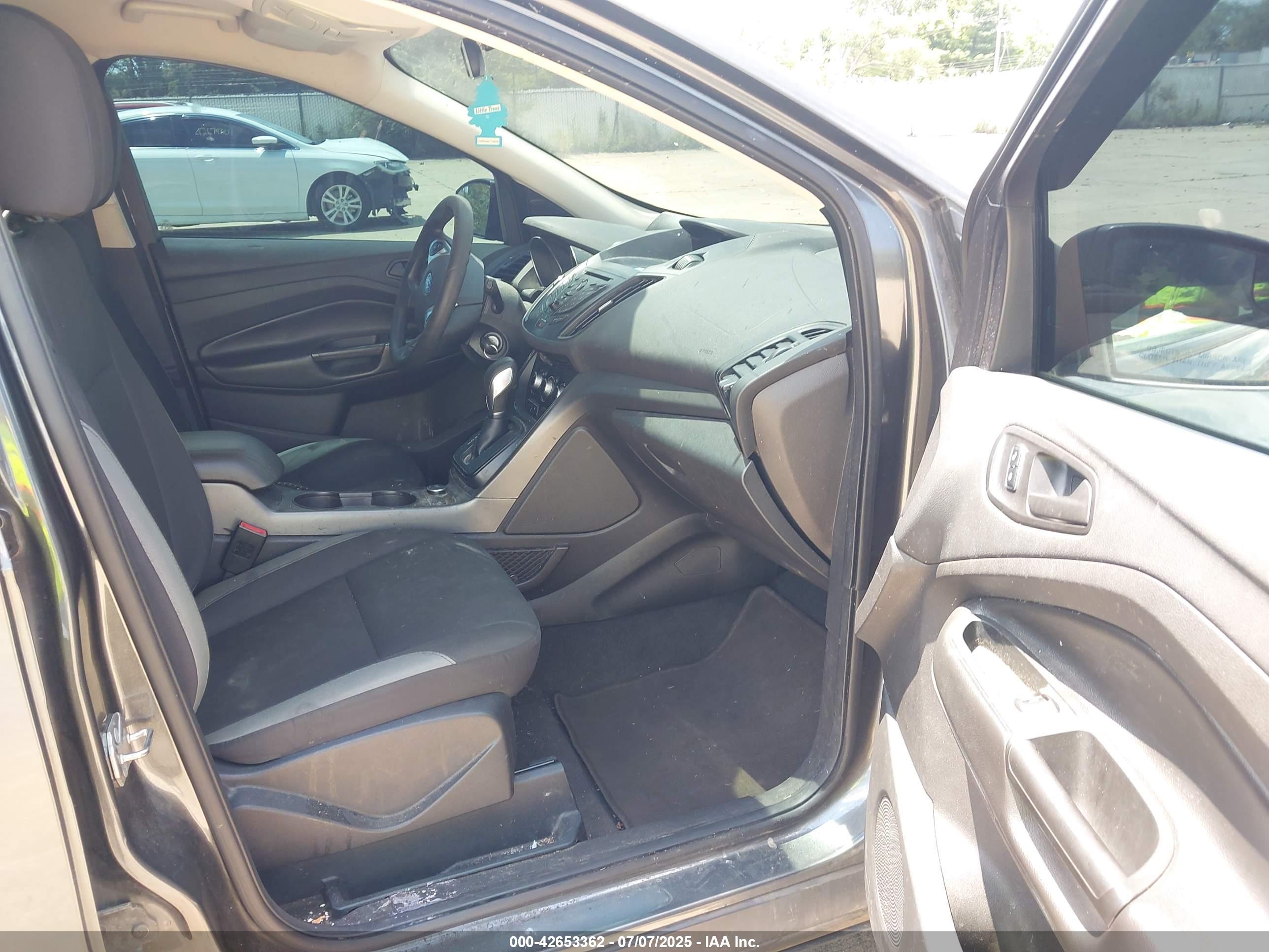 FORD ESCAPE image 5