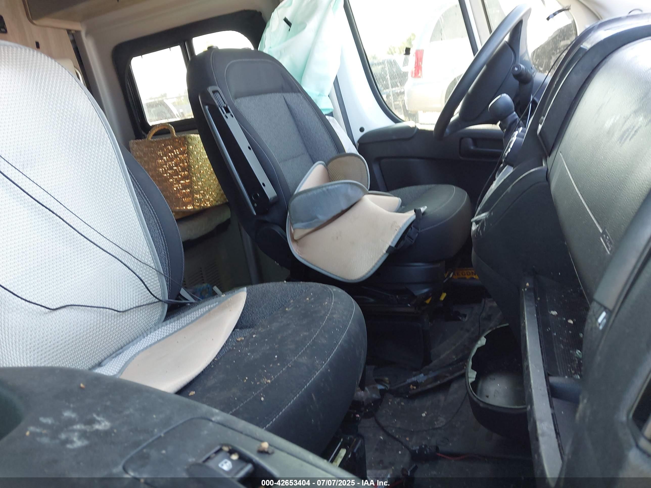 WINNEBAGO PROMASTER image 5