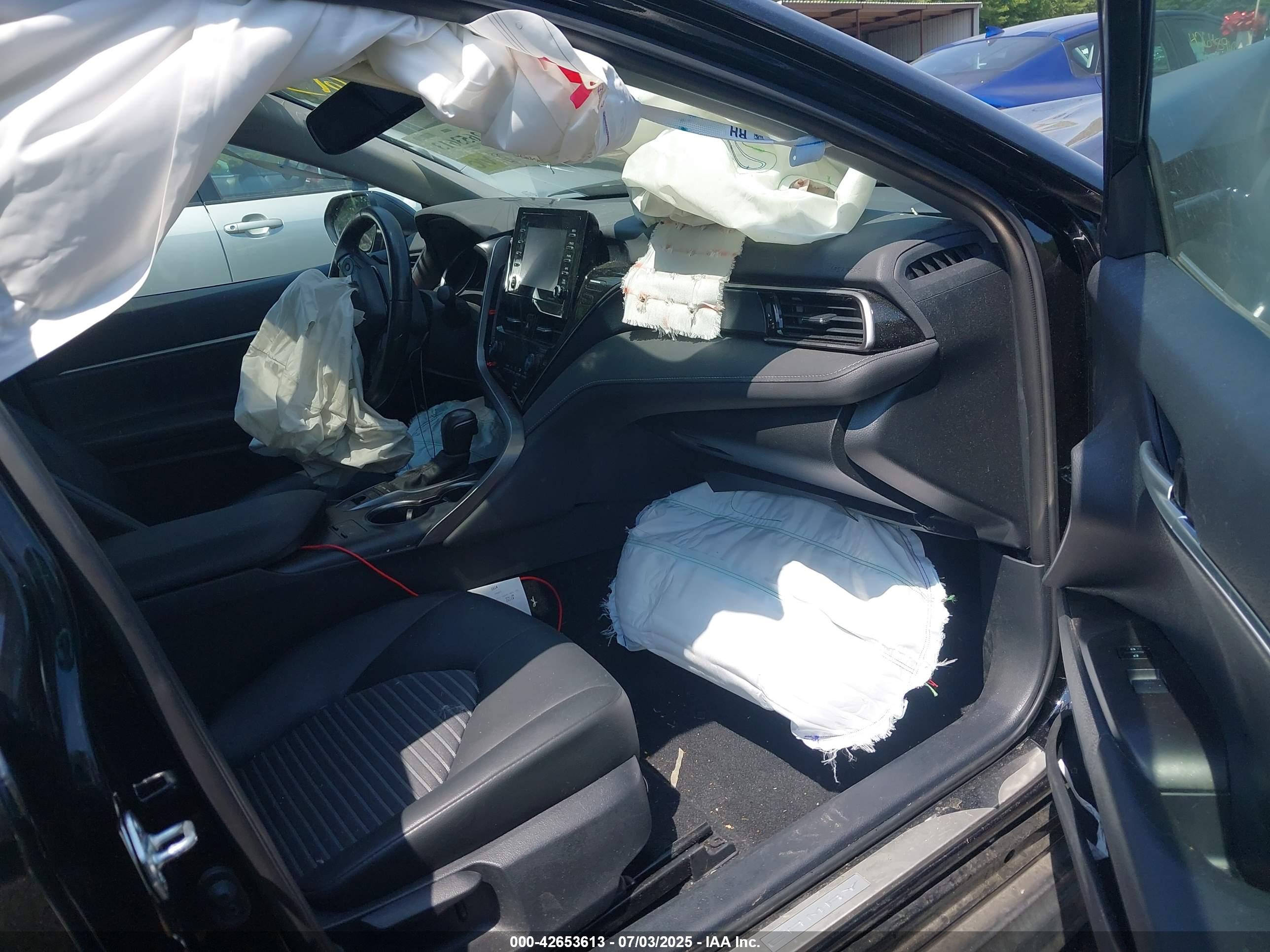 TOYOTA CAMRY image 5