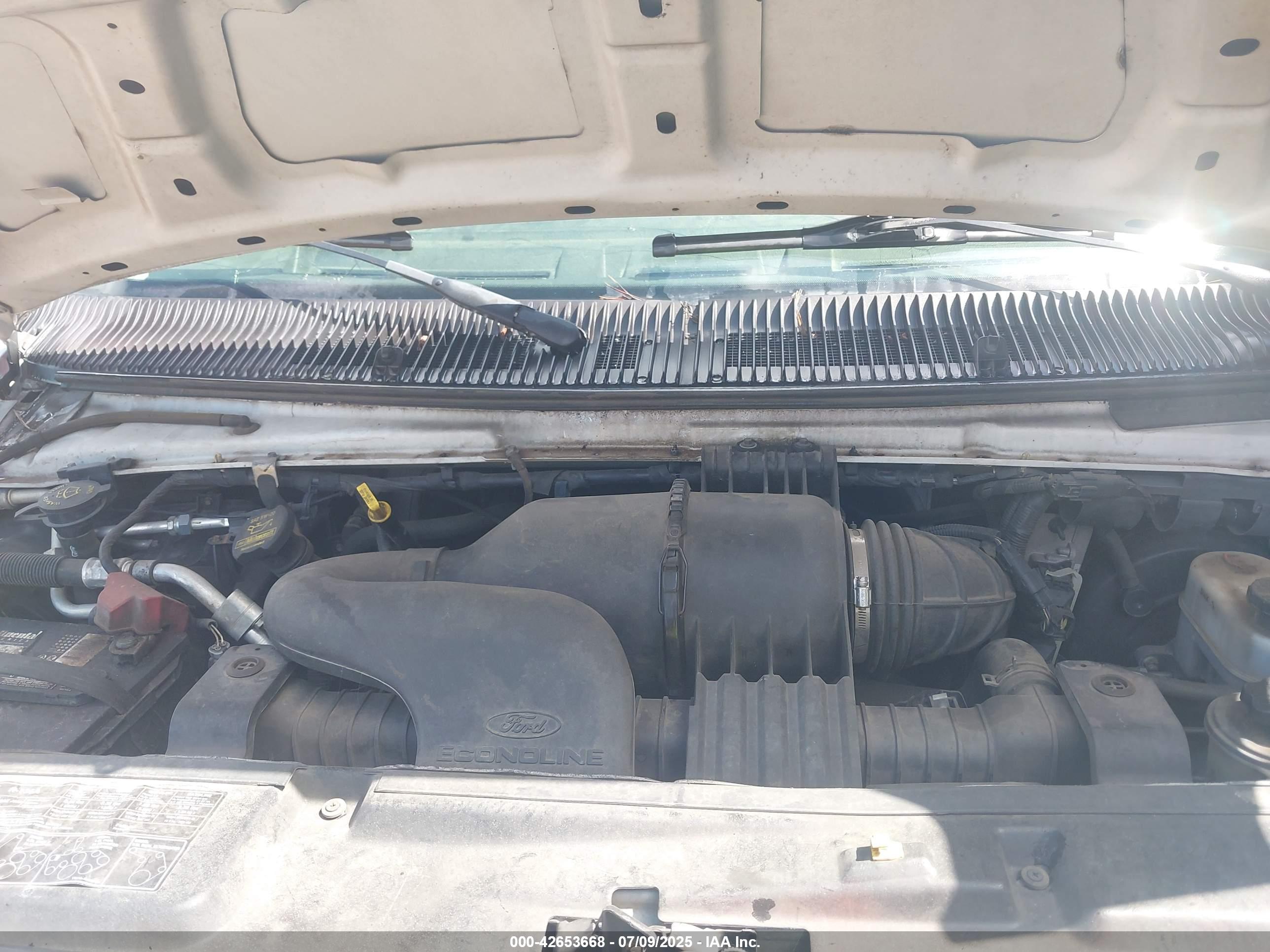 FORD E-250 image 10