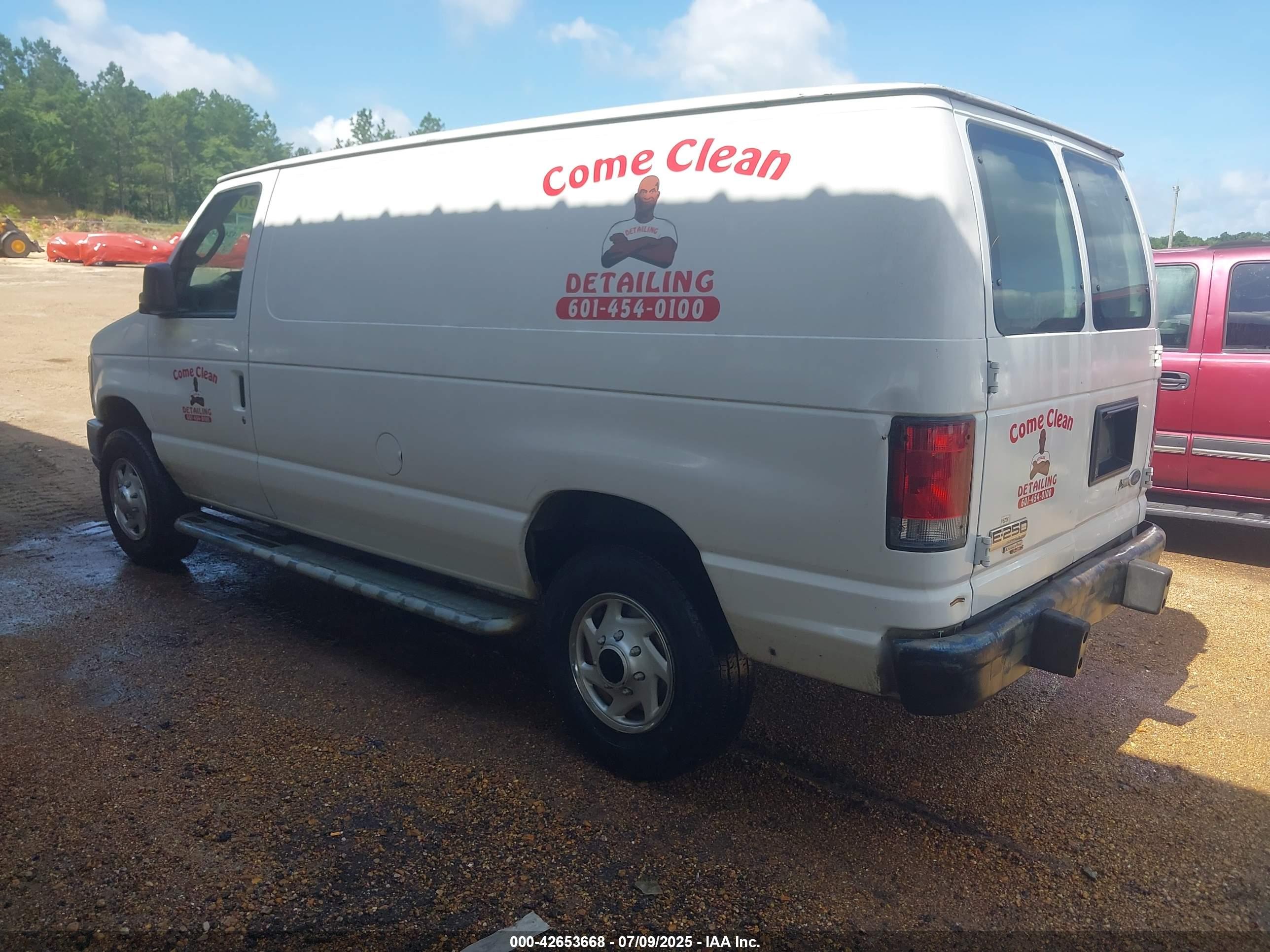 FORD E-250 image 3