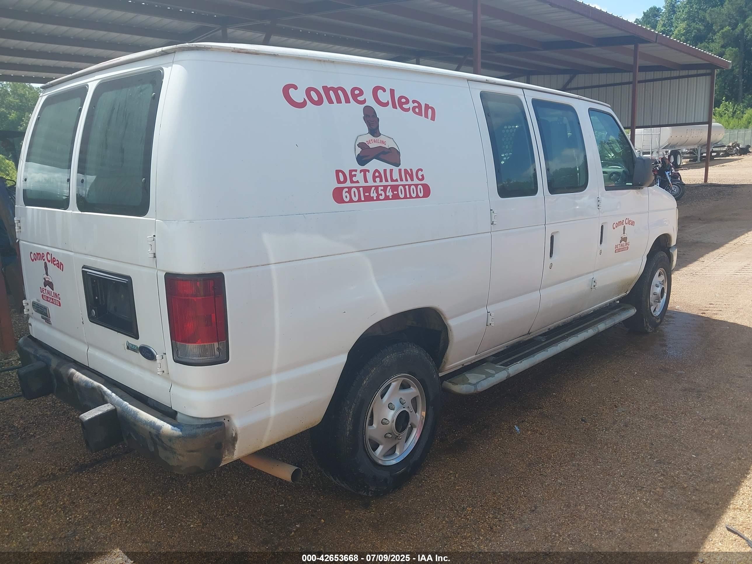 FORD E-250 image 4
