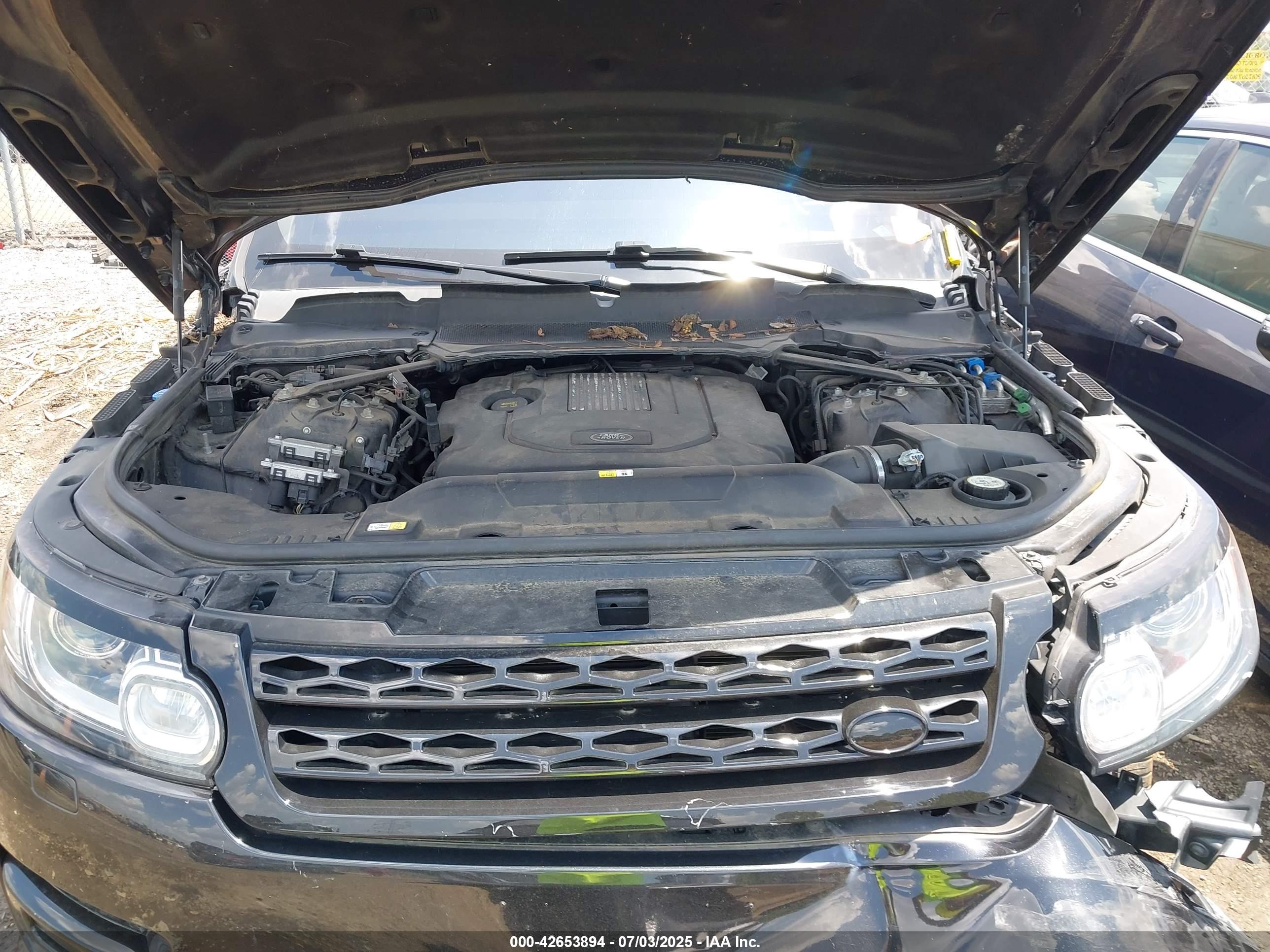 LAND ROVER image 10