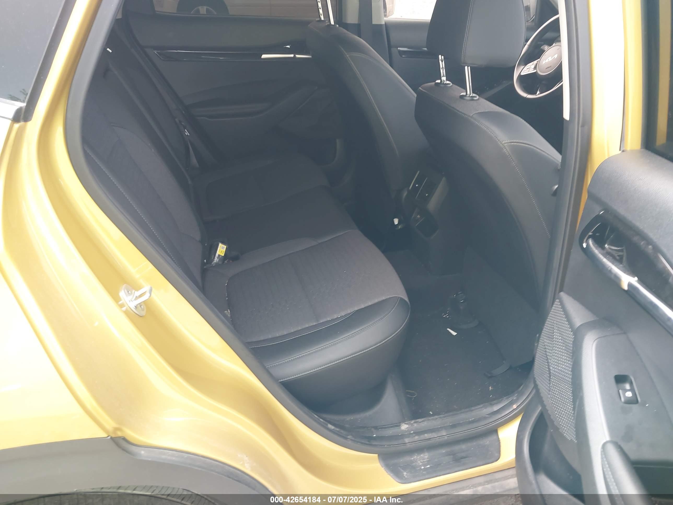 KIA SELTOS image 8