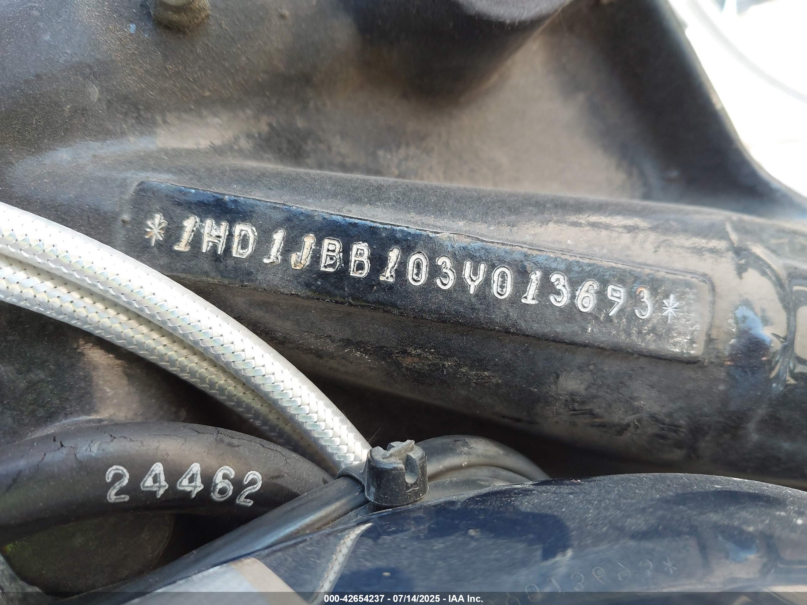 HARLEY-DAVIDSON FXSTDI image 10