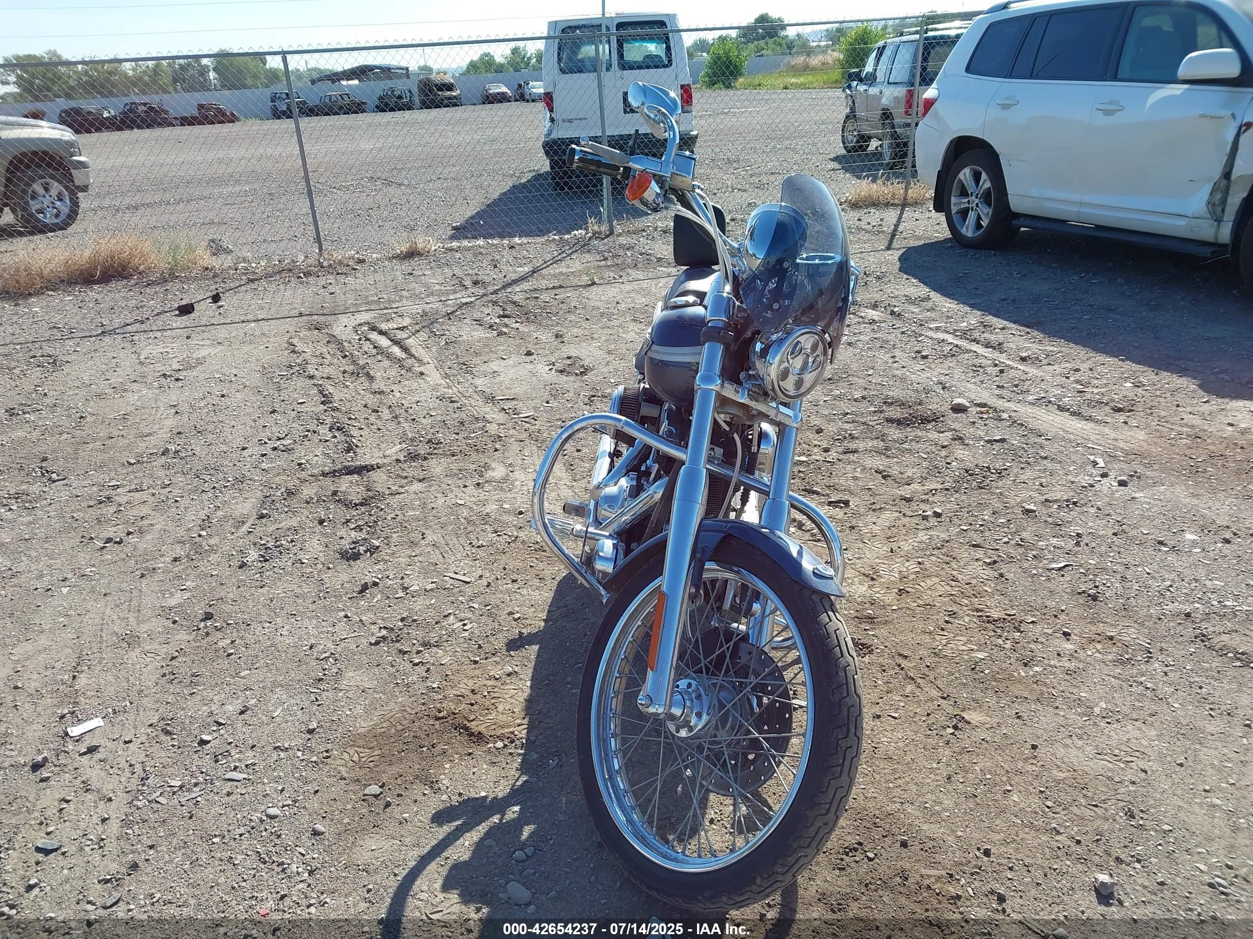 HARLEY-DAVIDSON FXSTDI image 5